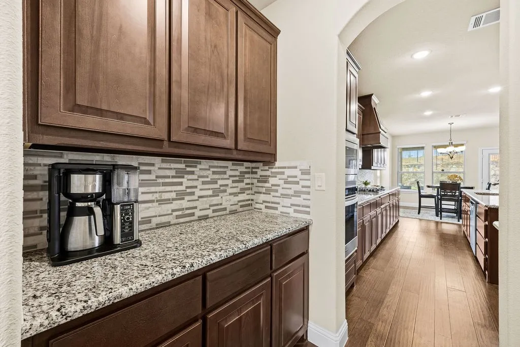Single Family Residence For Sale in Denton County , 14838 Speargrass Drive, Frisco, Texas 75033, 5 Bedroom, 4 Bathroom, 2 Garage spaces, 3,204 Sqft, built in 2021, mls#21396389, Real Estate Agent in Frisco, Homes For Sale in Denton county, Homes For Sale in Frisco, Realtor in Frisco Texas, Real Estate Brokerage Independent Realty Texas, Luminita Cordes Realtor