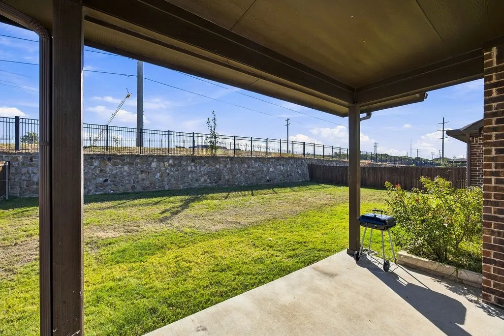 Single Family Residence For Sale in Denton County , 14838 Speargrass Drive, Frisco, Texas 75033, 5 Bedroom, 4 Bathroom, 2 Garage spaces, 3,204 Sqft, built in 2021, mls#21396389, Real Estate Agent in Frisco, Homes For Sale in Denton county, Homes For Sale in Frisco, Realtor in Frisco Texas, Real Estate Brokerage Independent Realty Texas, Luminita Cordes Realtor