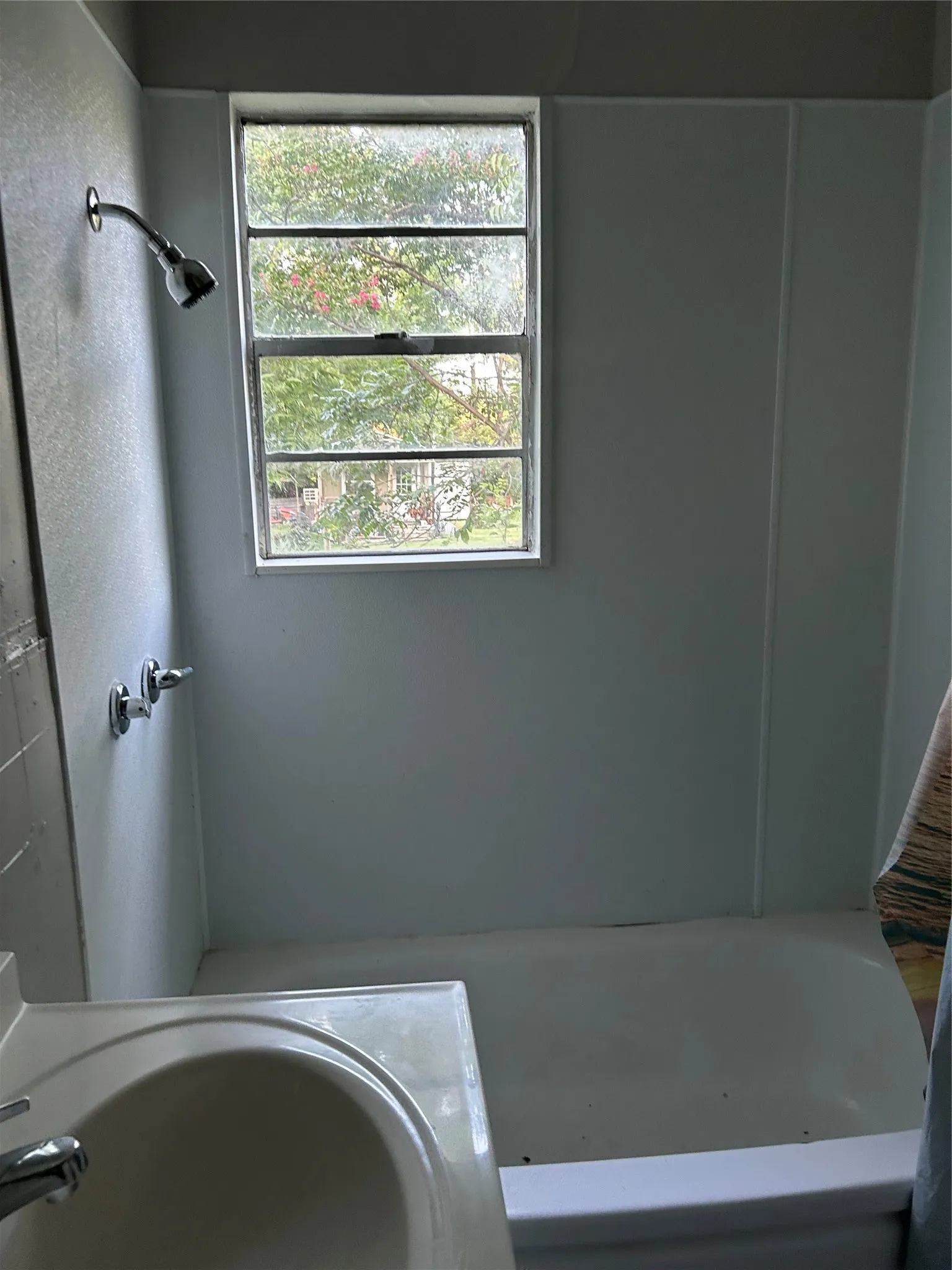 Single Family Residence For Sale in Delta County , 351 E Commerce Avenue, Cooper, Texas 75432, 3 Bedroom, 1 Bathroom, Garage spaces, 1,200 Sqft, built in 1962, mls#21405384, Real Estate Agent in Cooper, Homes For Sale in Delta county, Homes For Sale in Cooper, Realtor in Cooper Texas, Real Estate Brokerage Independent Realty Texas, Luminita Cordes Realtor