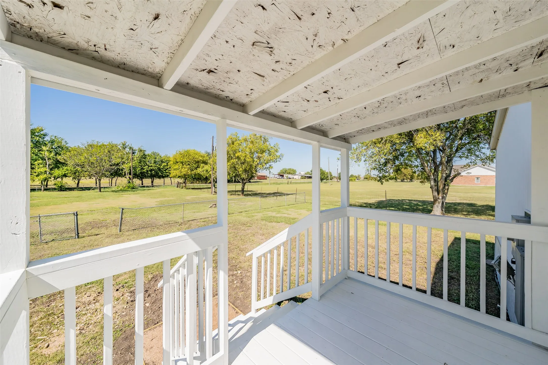 Manufactured Home For Sale in Ellis County , 7885 Little Branch, Waxahachie, Texas 75167, 3 Bedroom, 2 Bathroom, Garage spaces, 1,440 Sqft, built in 2000, mls#21405562, Real Estate Agent in Waxahachie, Homes For Sale in Ellis county, Homes For Sale in Waxahachie, Realtor in Waxahachie Texas, Real Estate Brokerage Independent Realty Texas, Luminita Cordes Realtor