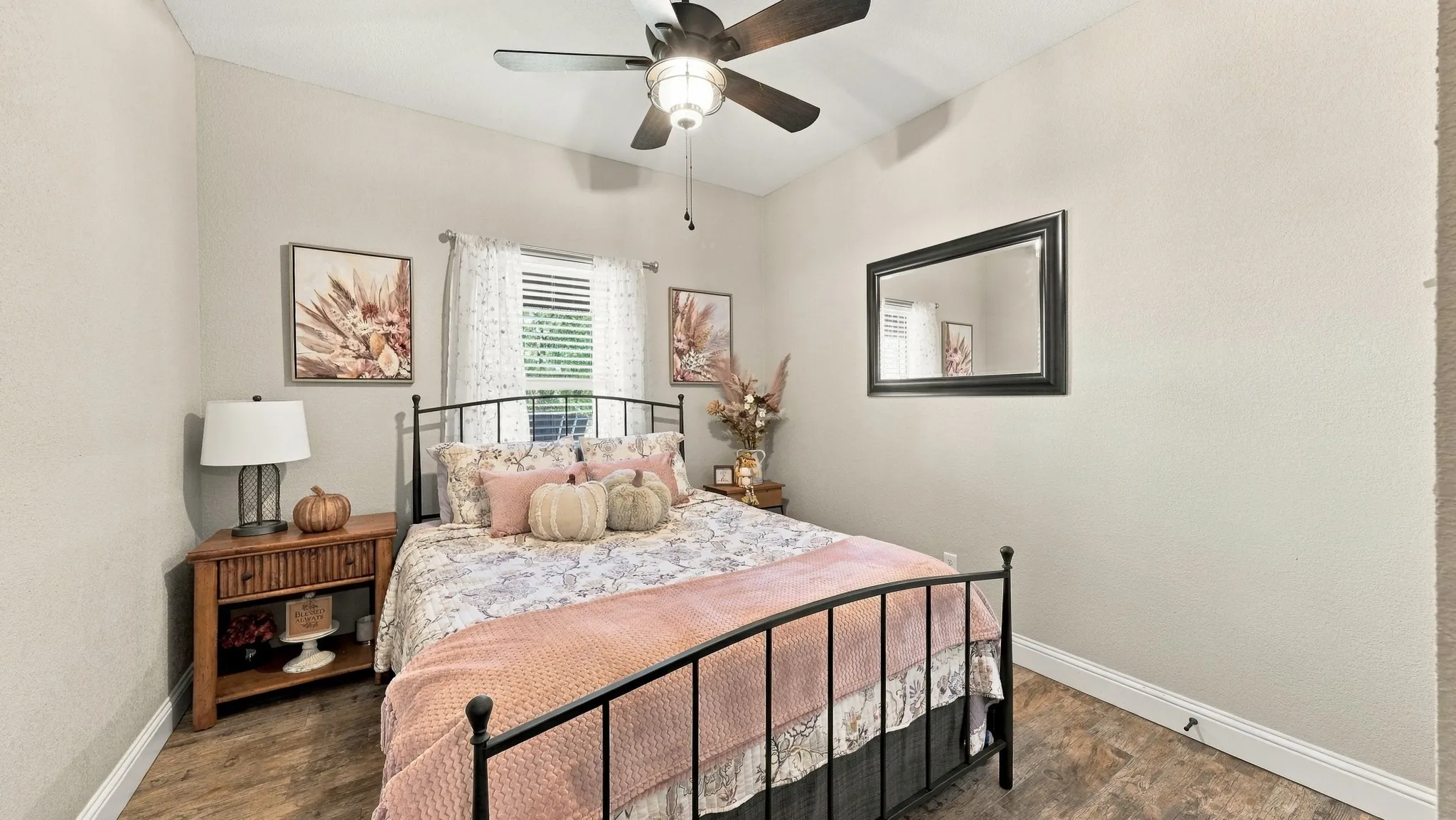 Single Family Residence For Sale in Wise County , 136 N Bronco Court, Springtown, Texas 76082, 4 Bedroom, 4 Bathroom, 2 Garage spaces, 2,306 Sqft, built in 2019, mls#21404399, Real Estate Agent in Springtown, Homes For Sale in Wise county, Homes For Sale in Springtown, Realtor in Springtown Texas, Real Estate Brokerage Independent Realty Texas, Luminita Cordes Realtor