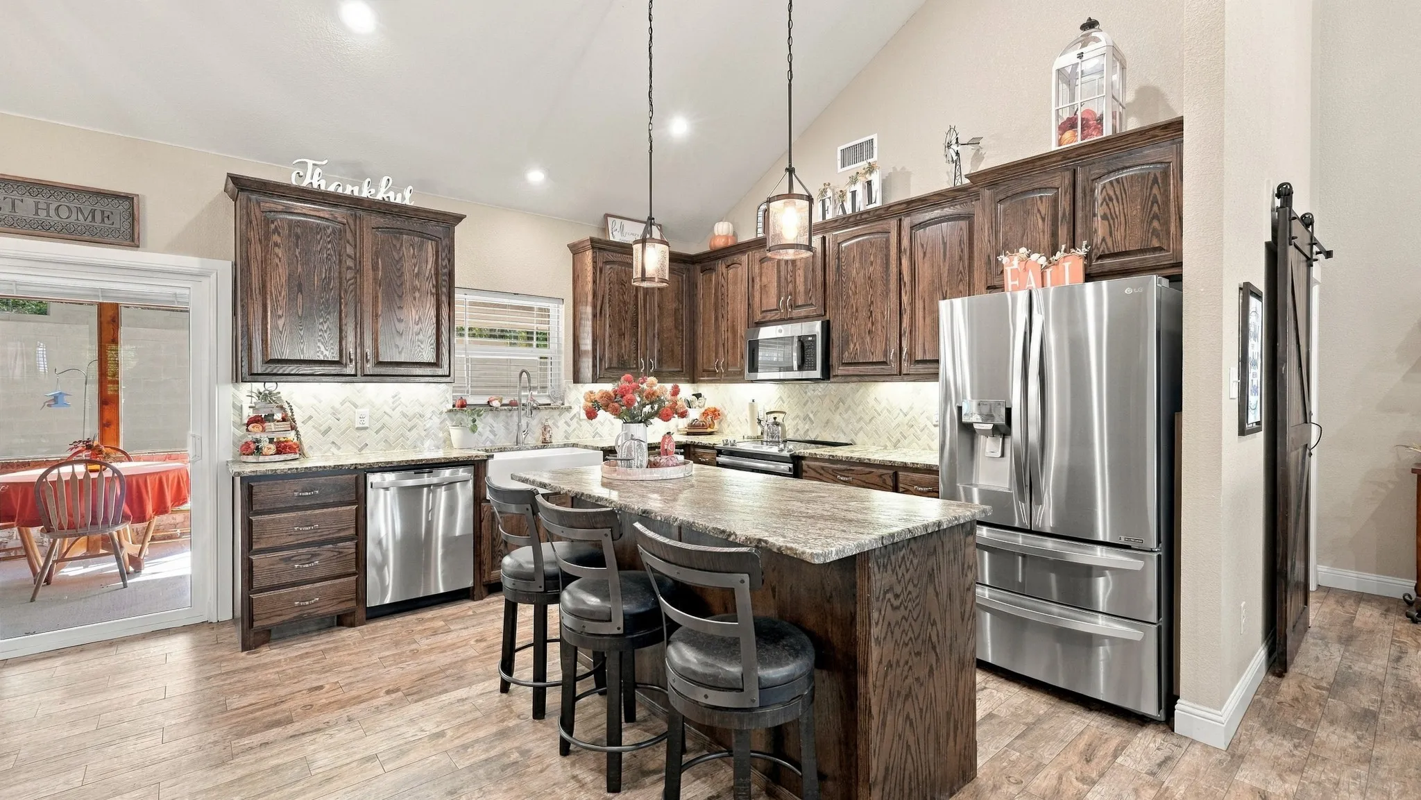 Single Family Residence For Sale in Wise County , 136 N Bronco Court, Springtown, Texas 76082, 4 Bedroom, 4 Bathroom, 2 Garage spaces, 2,306 Sqft, built in 2019, mls#21404399, Real Estate Agent in Springtown, Homes For Sale in Wise county, Homes For Sale in Springtown, Realtor in Springtown Texas, Real Estate Brokerage Independent Realty Texas, Luminita Cordes Realtor