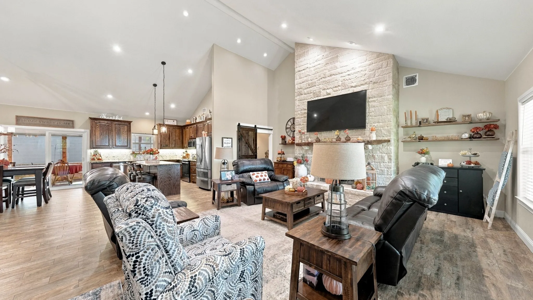 Single Family Residence For Sale in Wise County , 136 N Bronco Court, Springtown, Texas 76082, 4 Bedroom, 4 Bathroom, 2 Garage spaces, 2,306 Sqft, built in 2019, mls#21404399, Real Estate Agent in Springtown, Homes For Sale in Wise county, Homes For Sale in Springtown, Realtor in Springtown Texas, Real Estate Brokerage Independent Realty Texas, Luminita Cordes Realtor