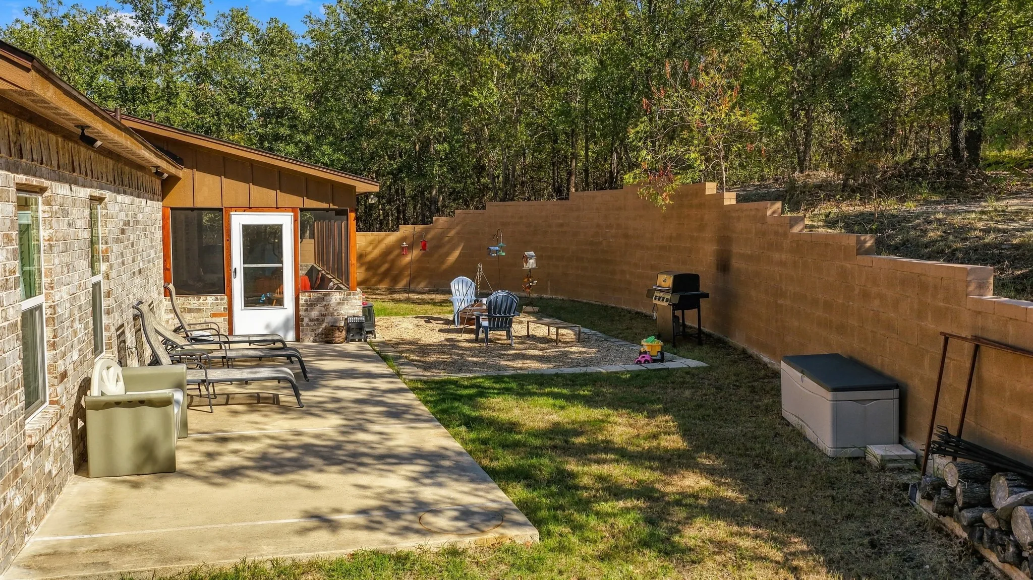 Single Family Residence For Sale in Wise County , 136 N Bronco Court, Springtown, Texas 76082, 4 Bedroom, 4 Bathroom, 2 Garage spaces, 2,306 Sqft, built in 2019, mls#21404399, Real Estate Agent in Springtown, Homes For Sale in Wise county, Homes For Sale in Springtown, Realtor in Springtown Texas, Real Estate Brokerage Independent Realty Texas, Luminita Cordes Realtor