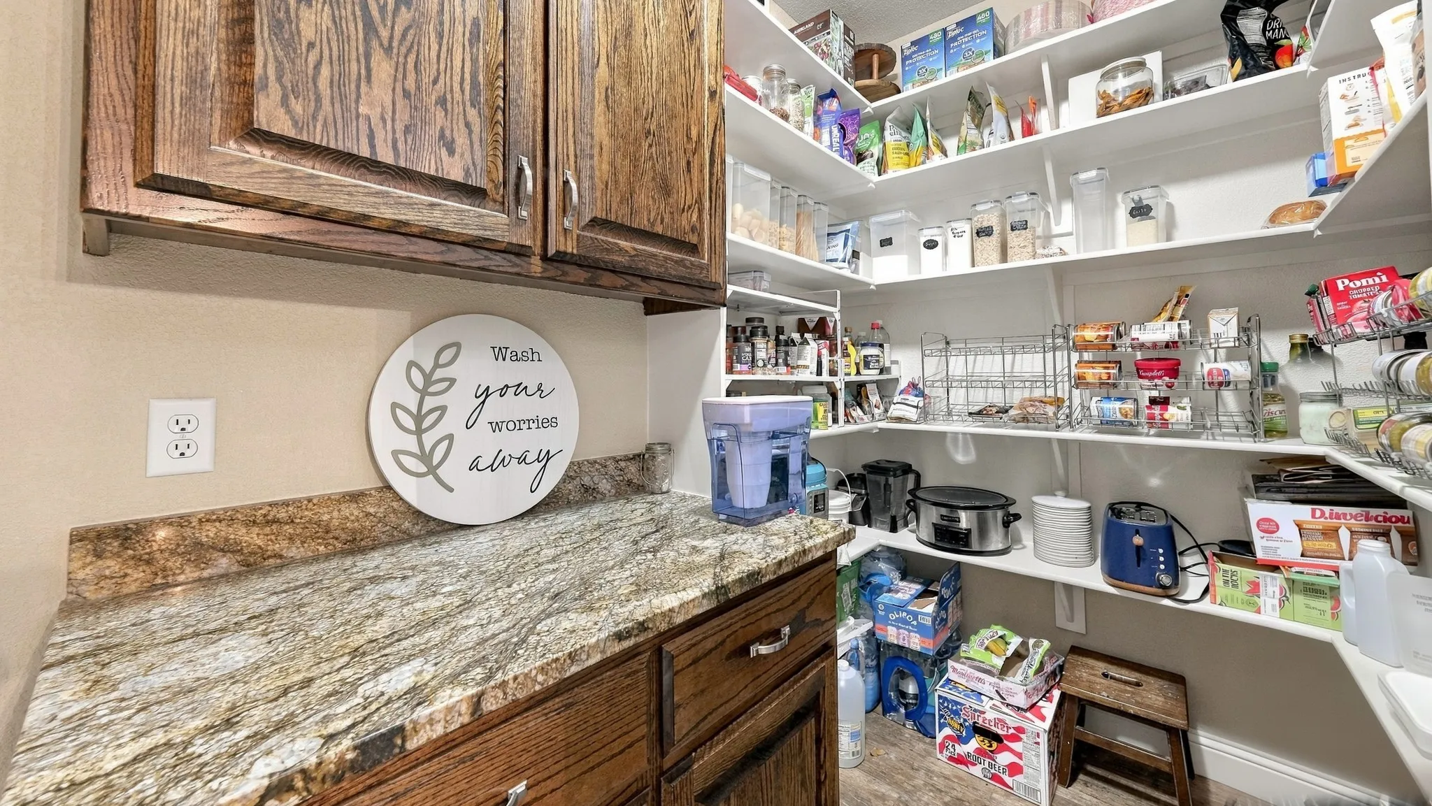 Single Family Residence For Sale in Wise County , 136 N Bronco Court, Springtown, Texas 76082, 4 Bedroom, 4 Bathroom, 2 Garage spaces, 2,306 Sqft, built in 2019, mls#21404399, Real Estate Agent in Springtown, Homes For Sale in Wise county, Homes For Sale in Springtown, Realtor in Springtown Texas, Real Estate Brokerage Independent Realty Texas, Luminita Cordes Realtor
