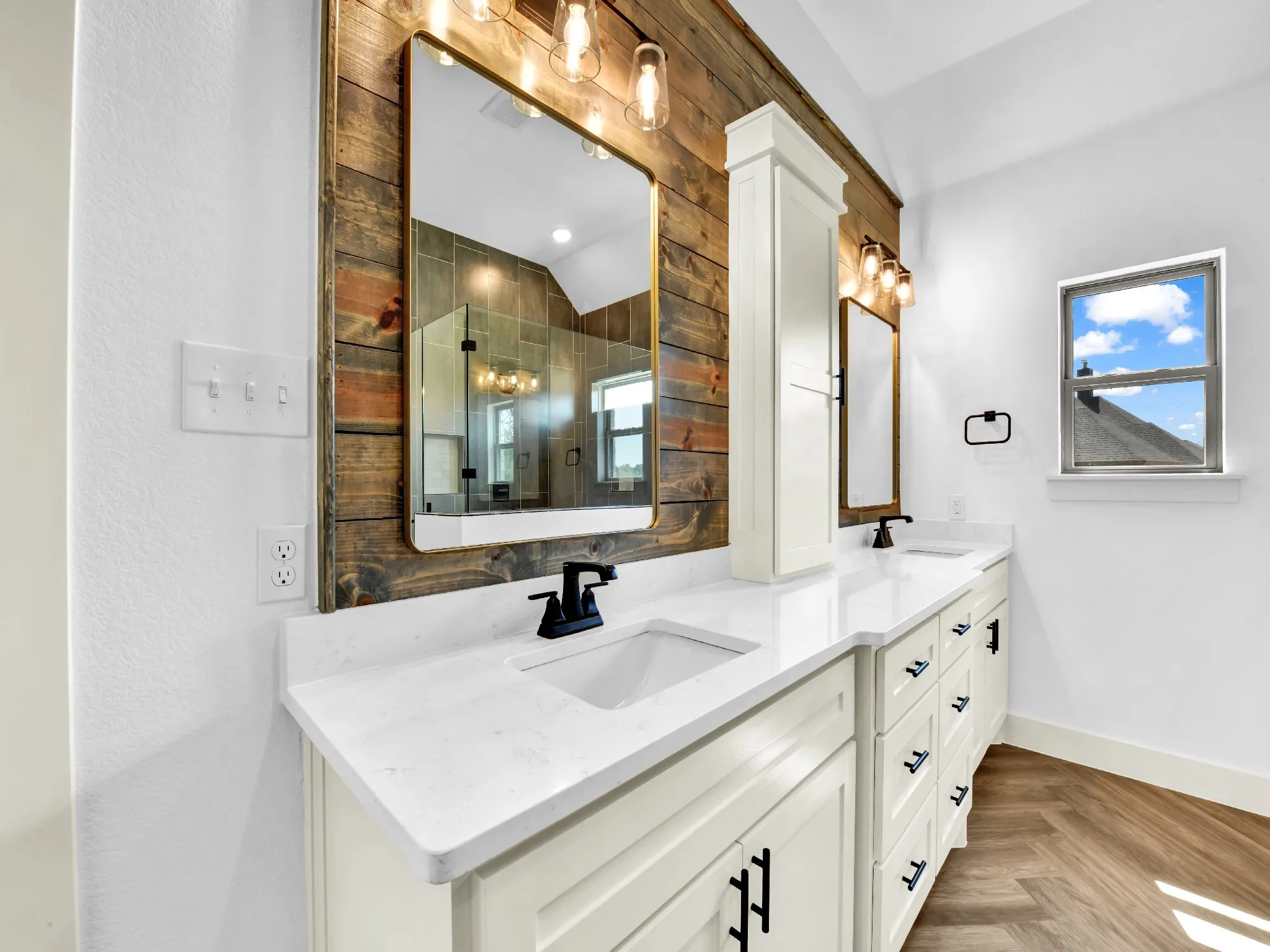 Single Family Residence For Sale in Parker County , 10016 Valley Oak Way, Springtown, Texas 76082, 5 Bedroom, 2 Bathroom, 2 Garage spaces, 2,200 Sqft, built in 2025, mls#21405601, Real Estate Agent in Springtown, Homes For Sale in Parker county, Homes For Sale in Springtown, Realtor in Springtown Texas, Real Estate Brokerage Independent Realty Texas, Luminita Cordes Realtor