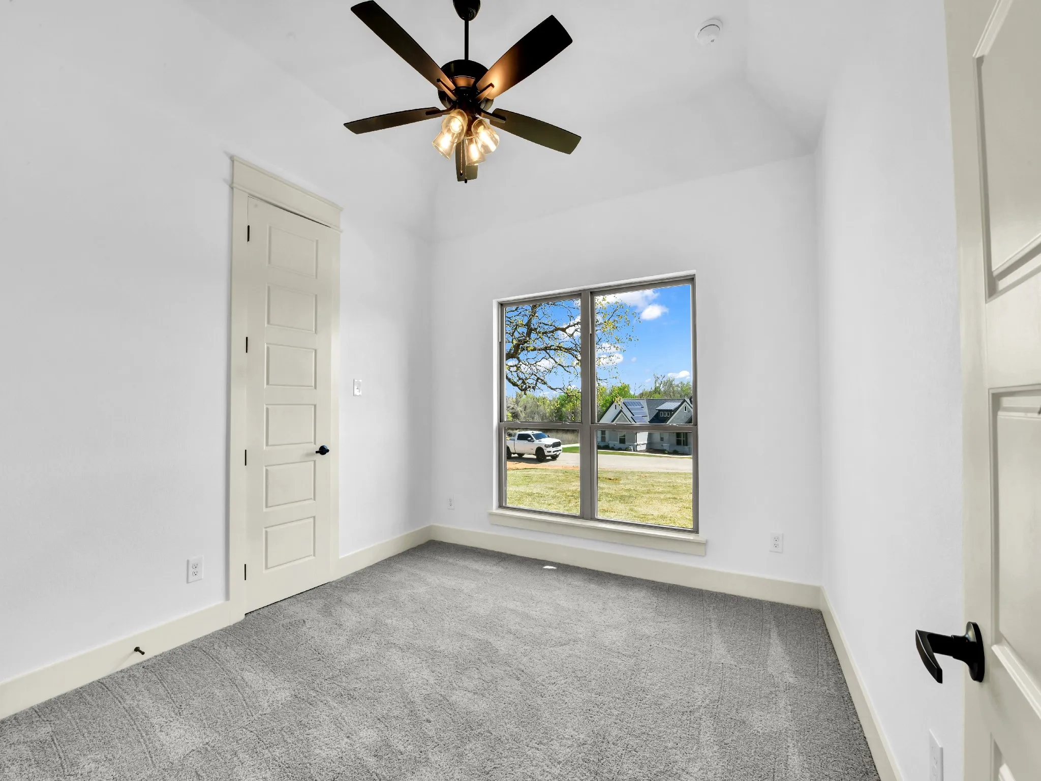 Single Family Residence For Sale in Parker County , 10016 Valley Oak Way, Springtown, Texas 76082, 5 Bedroom, 2 Bathroom, 2 Garage spaces, 2,200 Sqft, built in 2025, mls#21405601, Real Estate Agent in Springtown, Homes For Sale in Parker county, Homes For Sale in Springtown, Realtor in Springtown Texas, Real Estate Brokerage Independent Realty Texas, Luminita Cordes Realtor