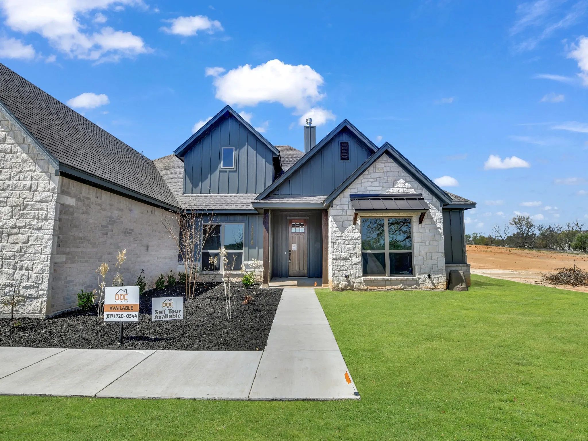 Single Family Residence For Sale in Parker County , 10016 Valley Oak Way, Springtown, Texas 76082, 5 Bedroom, 2 Bathroom, 2 Garage spaces, 2,200 Sqft, built in 2025, mls#21405601, Real Estate Agent in Springtown, Homes For Sale in Parker county, Homes For Sale in Springtown, Realtor in Springtown Texas, Real Estate Brokerage Independent Realty Texas, Luminita Cordes Realtor