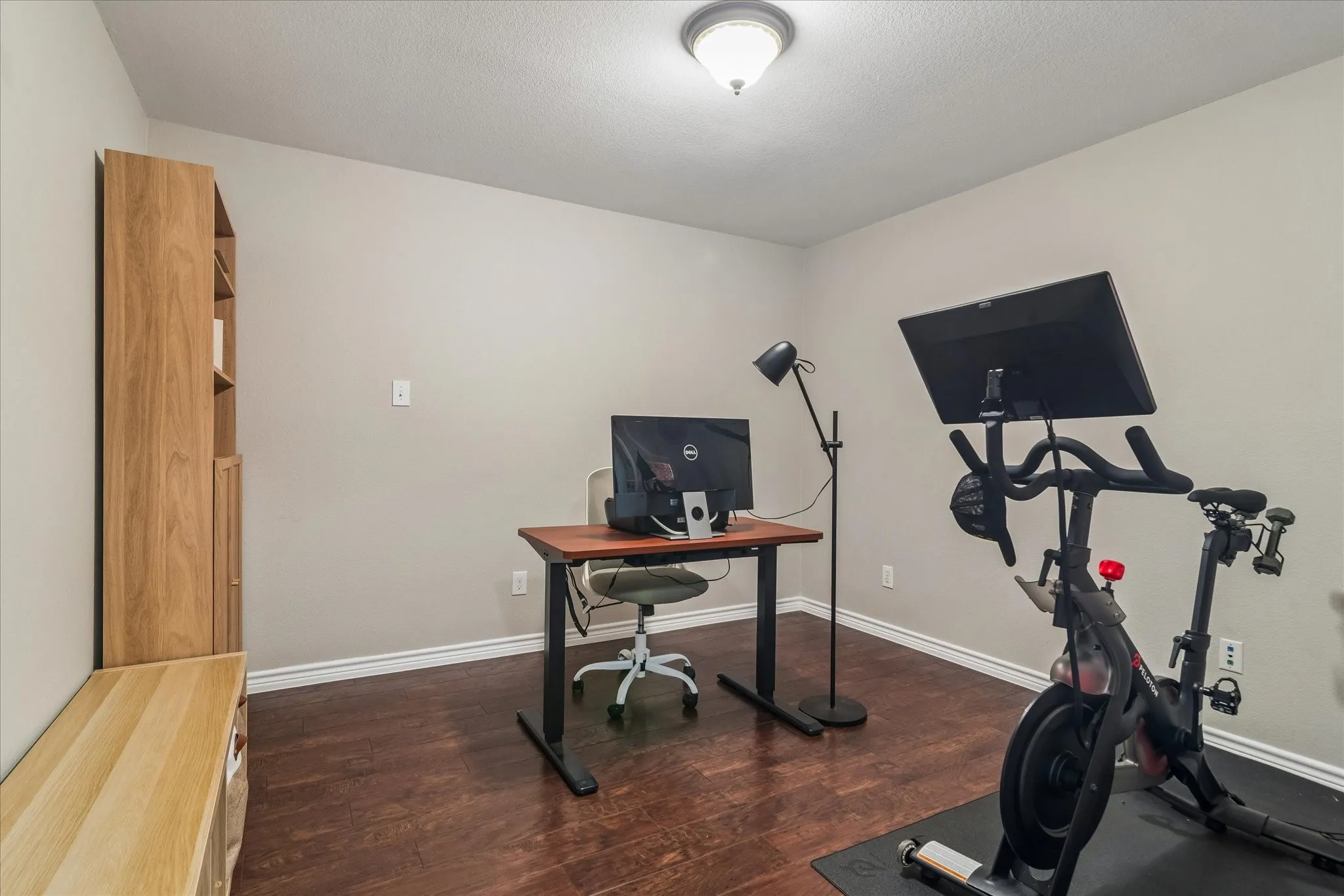 Townhouse For Sale in Collin County , 10263 Summit Run Drive, Frisco, Texas 75035, 3 Bedroom, 3 Bathroom, 2 Garage spaces, 1,939 Sqft, built in 2004, mls#21404584, Real Estate Agent in Frisco, Homes For Sale in Collin county, Homes For Sale in Frisco, Realtor in Frisco Texas, Real Estate Brokerage Independent Realty Texas, Luminita Cordes Realtor