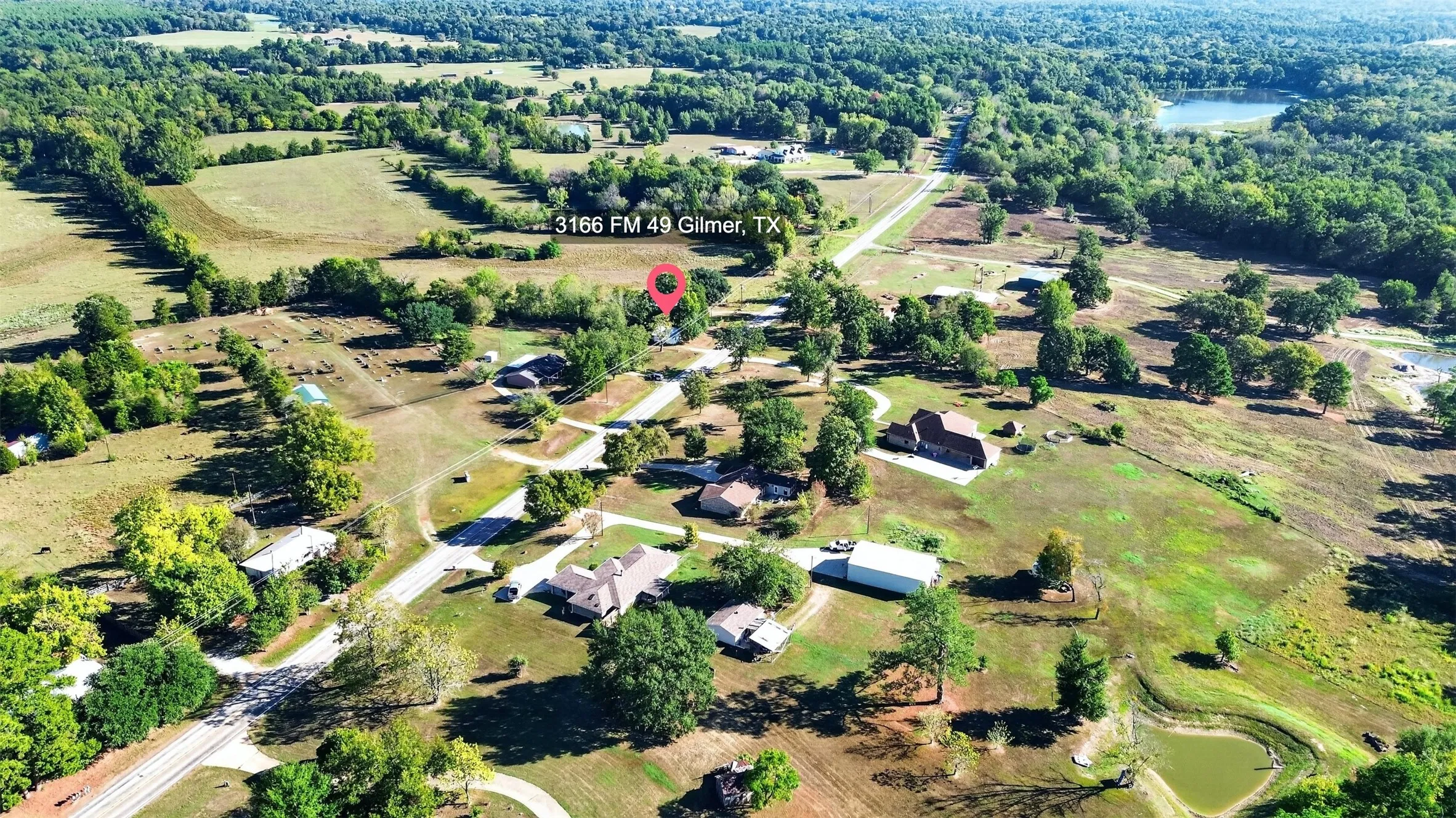 Single Family Residence For Sale in Upshur County , 3166 Fm 49, Gilmer, Texas 75644, 1 Bedroom, 1 Bathroom, Garage spaces, 576 Sqft, built in 1993, mls#21405017, Real Estate Agent in Gilmer, Homes For Sale in Upshur county, Homes For Sale in Gilmer, Realtor in Gilmer Texas, Real Estate Brokerage Independent Realty Texas, Luminita Cordes Realtor