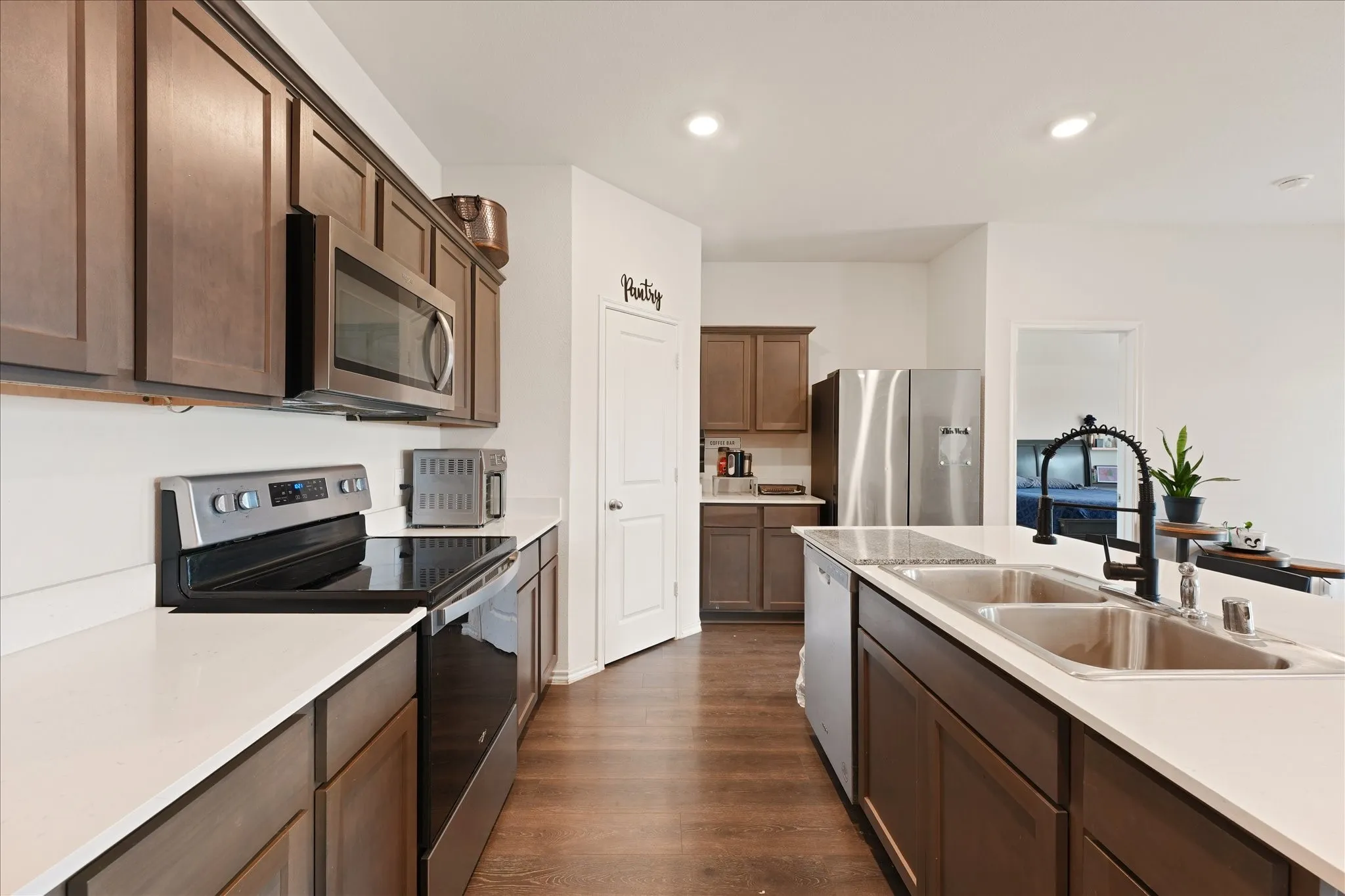 Single Family Residence For Rent in Collin County , 1403 Thunder Canyon Way, Josephine, Texas 75189, 3 Bedroom, 2 Bathroom, 2 Garage spaces, 1,625 Sqft, built in 2021, mls#21405605, Real Estate Agent in Josephine, Homes For Rent in Collin county, Homes For Rent in Josephine, Realtor in Josephine Texas, Real Estate Brokerage Independent Realty Texas, Luminita Cordes Realtor
