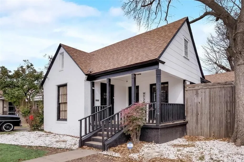 Single Family Residence For Sale
