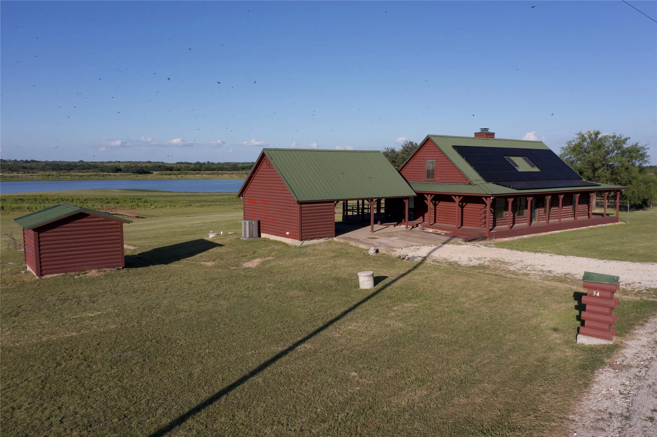 Single Family Residence For Sale in Comanche County , 349 Lake Point, Comanche, Texas 76442, 3 Bedroom, 3 Bathroom, Garage spaces, 2,498 Sqft, built in 2008, mls#21405608, Real Estate Agent in Comanche, Homes For Sale in Comanche county, Homes For Sale in Comanche, Realtor in Comanche Texas, Real Estate Brokerage Independent Realty Texas, Luminita Cordes Realtor