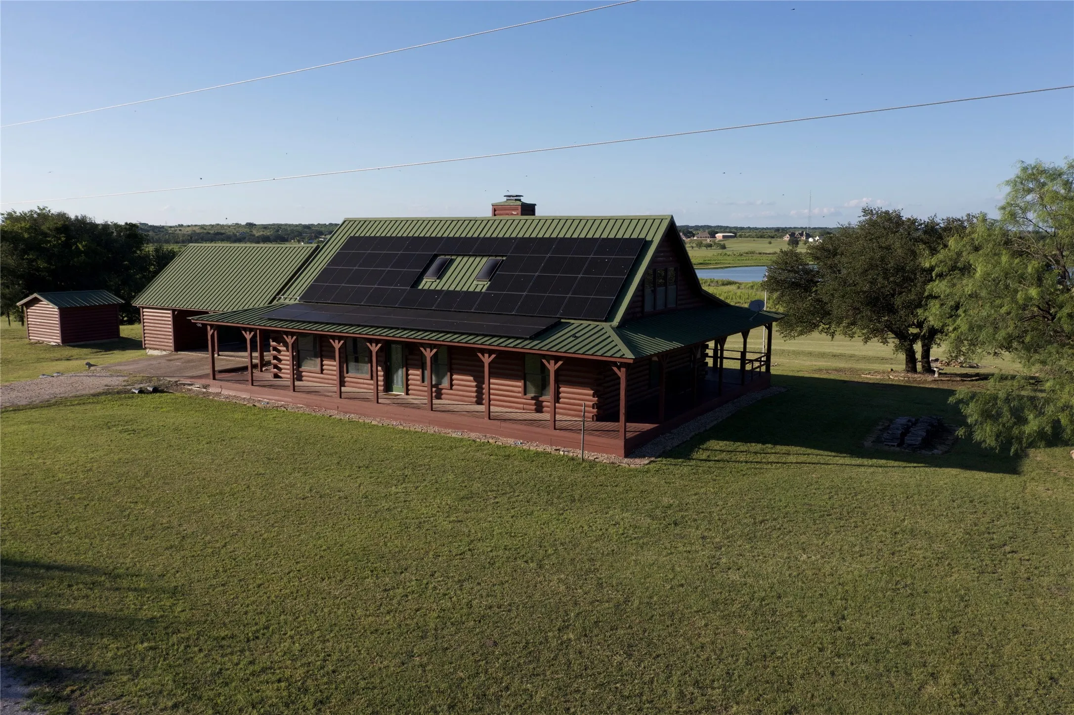 Single Family Residence For Sale in Comanche County , 349 Lake Point, Comanche, Texas 76442, 3 Bedroom, 3 Bathroom, Garage spaces, 2,498 Sqft, built in 2008, mls#21405608, Real Estate Agent in Comanche, Homes For Sale in Comanche county, Homes For Sale in Comanche, Realtor in Comanche Texas, Real Estate Brokerage Independent Realty Texas, Luminita Cordes Realtor
