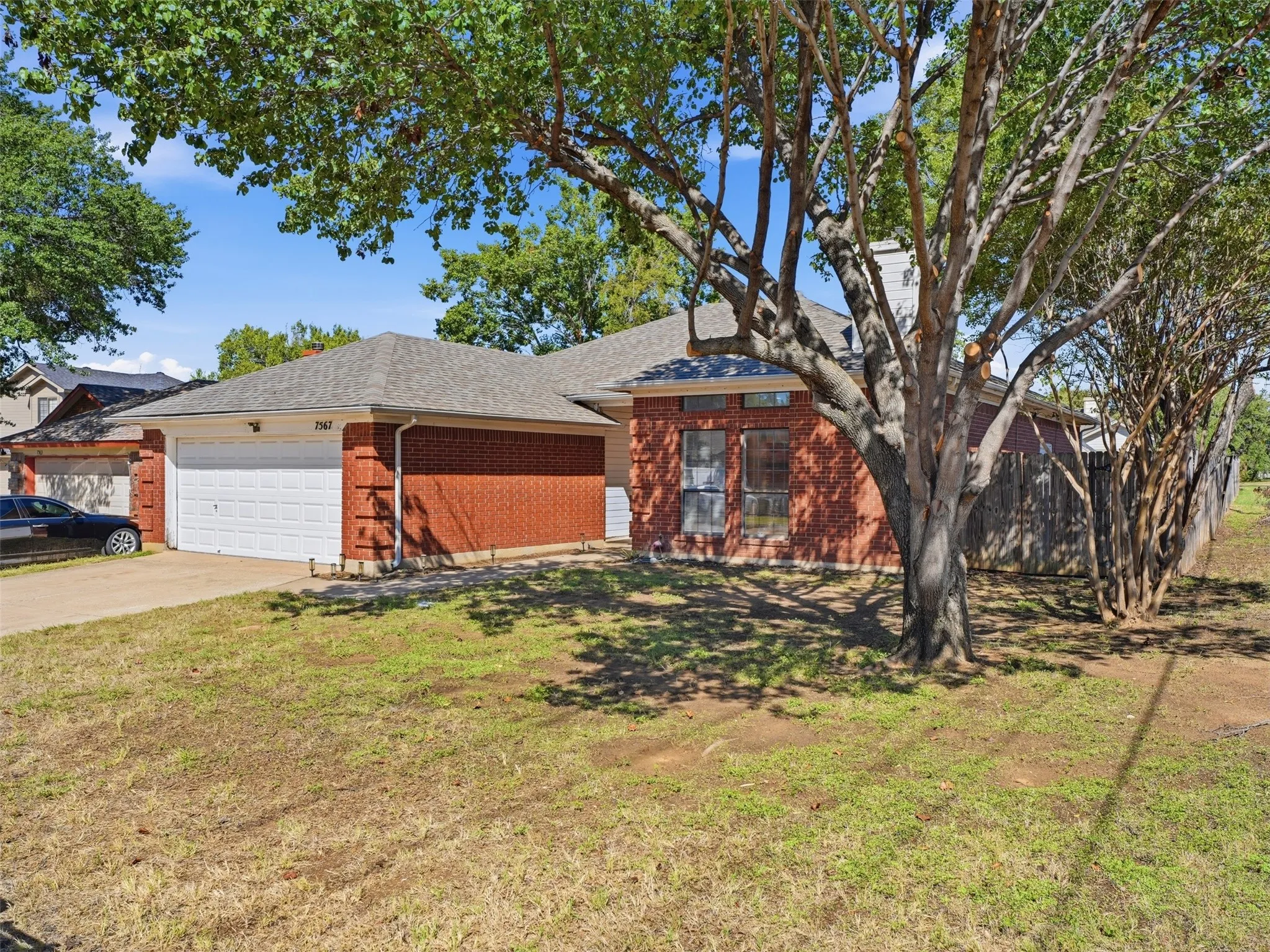 Single Family Residence For Sale in Tarrant County , 7567 Casburn Court, Fort Worth, Texas 76120, 5 Bedroom, 2 Bathroom, 2 Garage spaces, 1,938 Sqft, built in 1990, mls#21405578, Real Estate Agent in Fort Worth, Homes For Sale in Tarrant county, Homes For Sale in Fort Worth, Realtor in Fort Worth Texas, Real Estate Brokerage Independent Realty Texas, Luminita Cordes Realtor