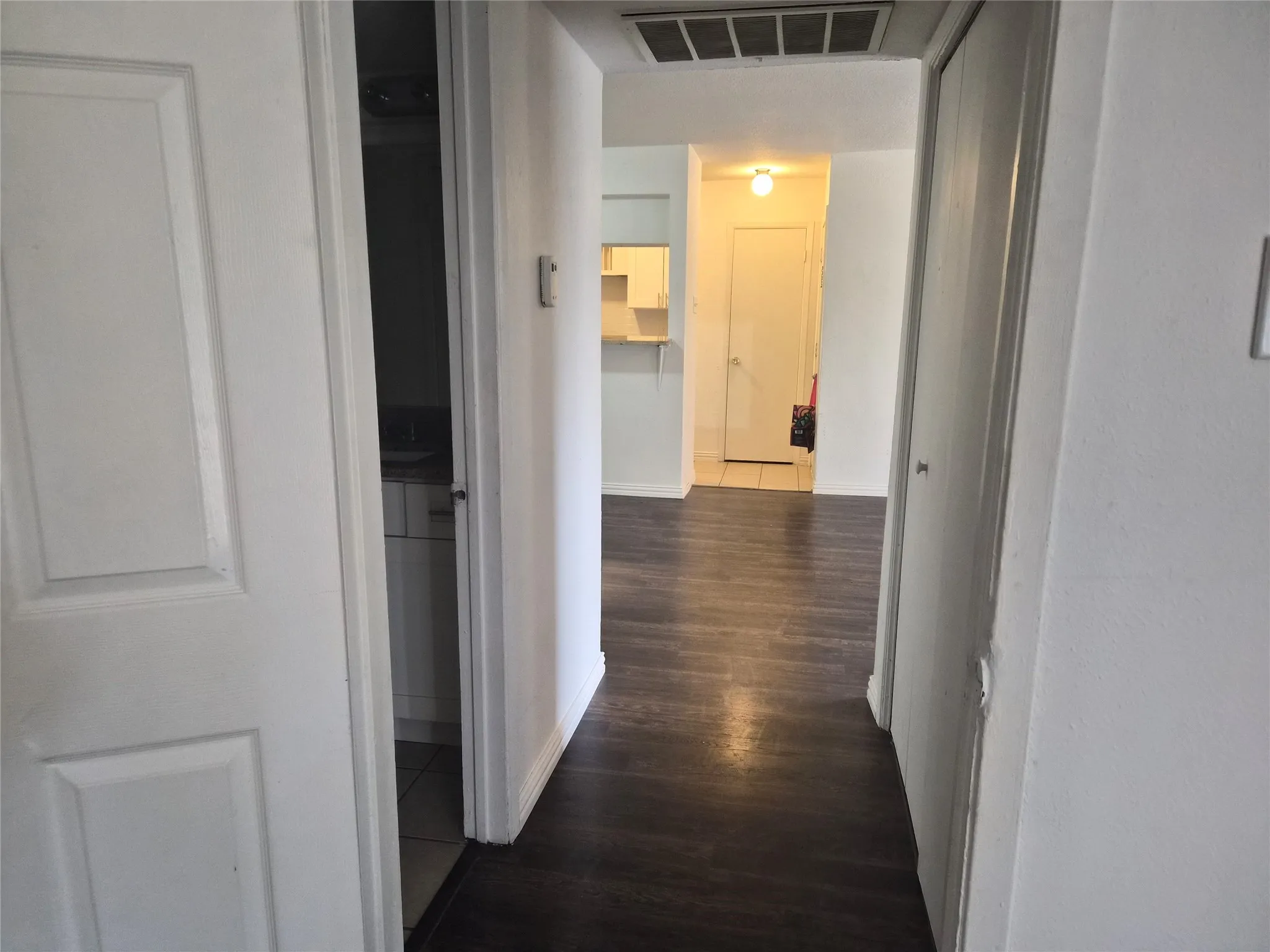 Condominium For Rent in Dallas County , 8110 Skillman Street 2059, Dallas, Texas 75231, 2 Bedroom, 1 Bathroom, Garage spaces, 723 Sqft, built in 1980, mls#21405619, Real Estate Agent in Dallas, Homes For Rent in Dallas county, Homes For Rent in Dallas, Realtor in Dallas Texas, Real Estate Brokerage Independent Realty Texas, Luminita Cordes Realtor