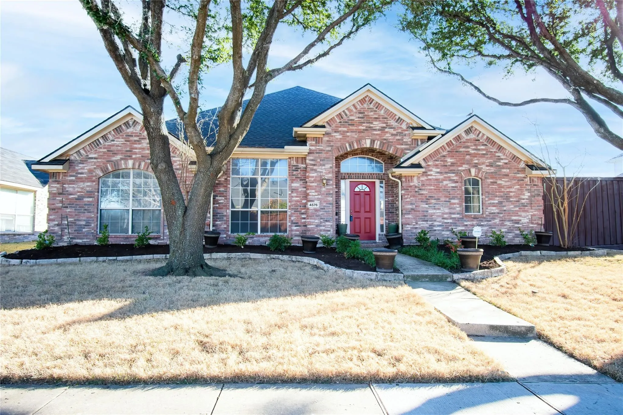Single Family Residence For Rent in Collin County , 4576 Postbridge Drive, Plano, Texas 75024, 4 Bedroom, 2 Bathroom, 2 Garage spaces, 2,529 Sqft, built in 1996, mls#21389130, Real Estate Agent in Plano, Homes For Rent in Collin county, Homes For Rent in Plano, Realtor in Plano Texas, Real Estate Brokerage Independent Realty Texas, Luminita Cordes Realtor