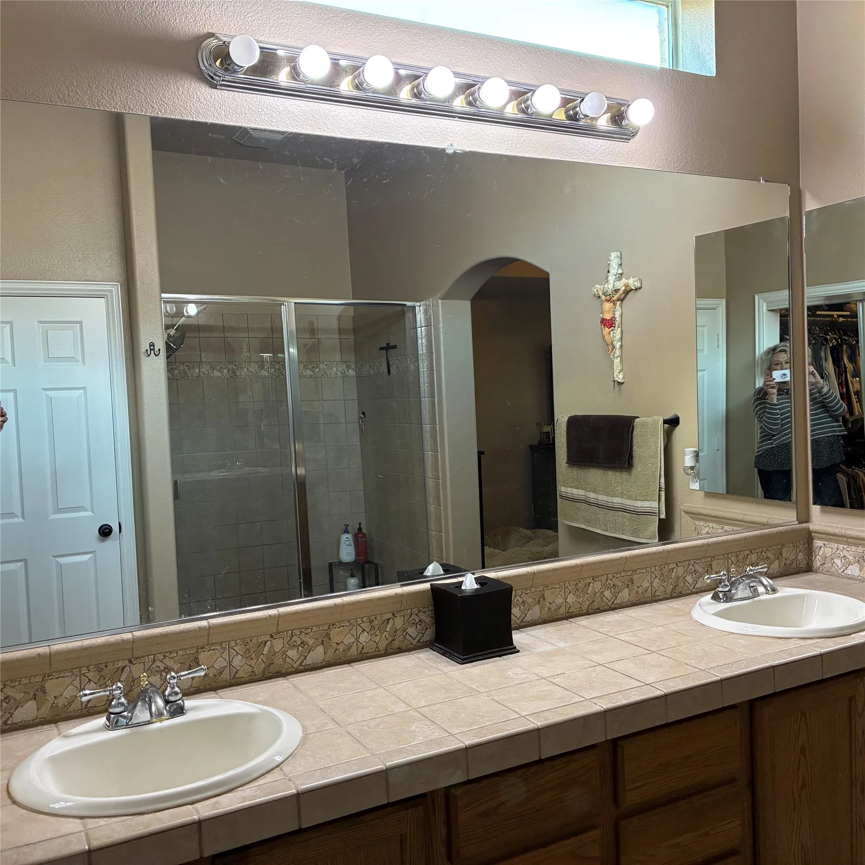 Primary Side-by-side Vanity