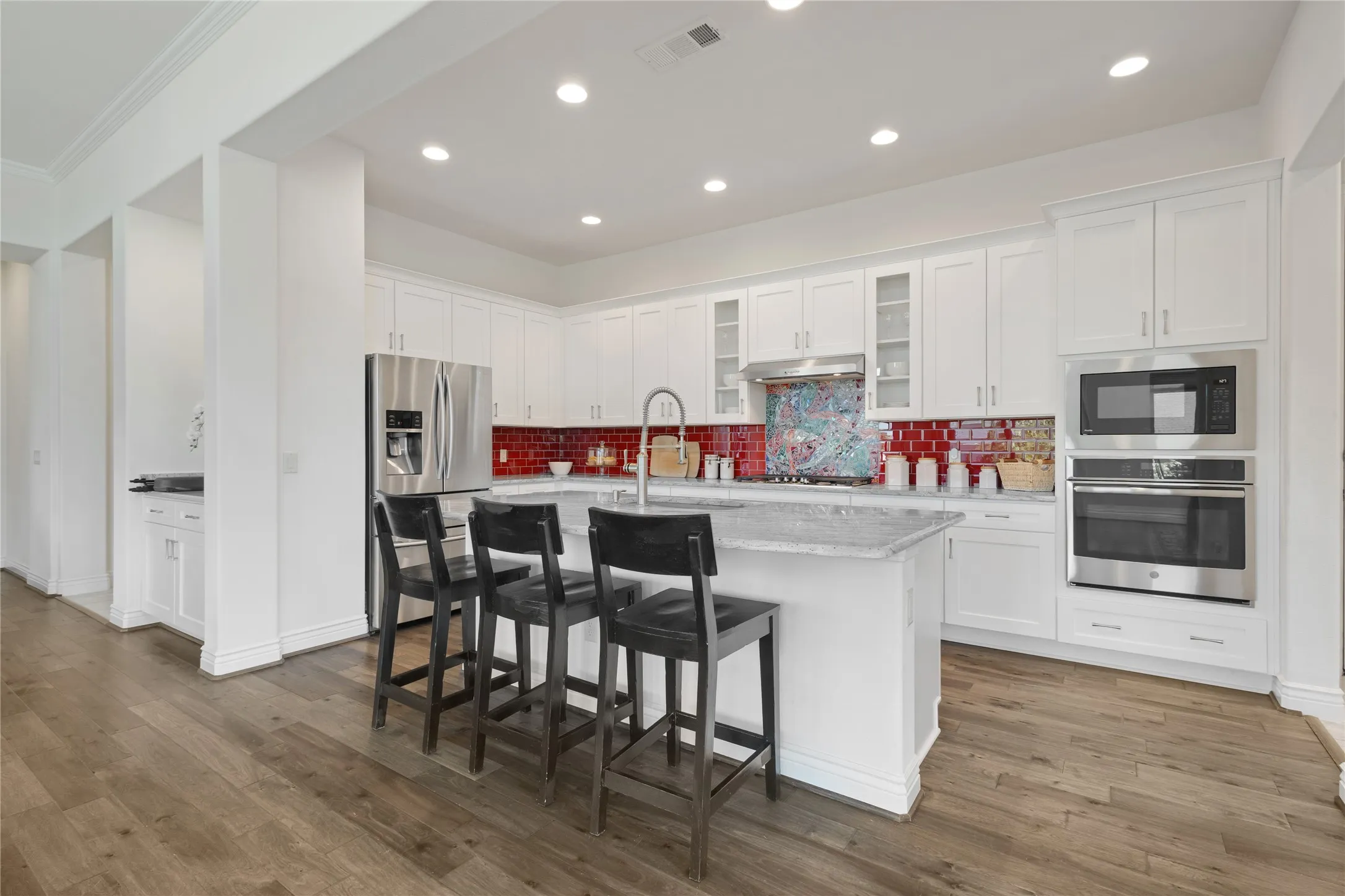 Single Family Residence For Sale in Denton County , 11804 Willet Way, Denton, Texas 76207, 2 Bedroom, 3 Bathroom, 2 Garage spaces, 2,678 Sqft, built in 2018, mls#21403493, Real Estate Agent in Denton, Homes For Sale in Denton county, Homes For Sale in Denton, Realtor in Denton Texas, Real Estate Brokerage Independent Realty Texas, Luminita Cordes Realtor
