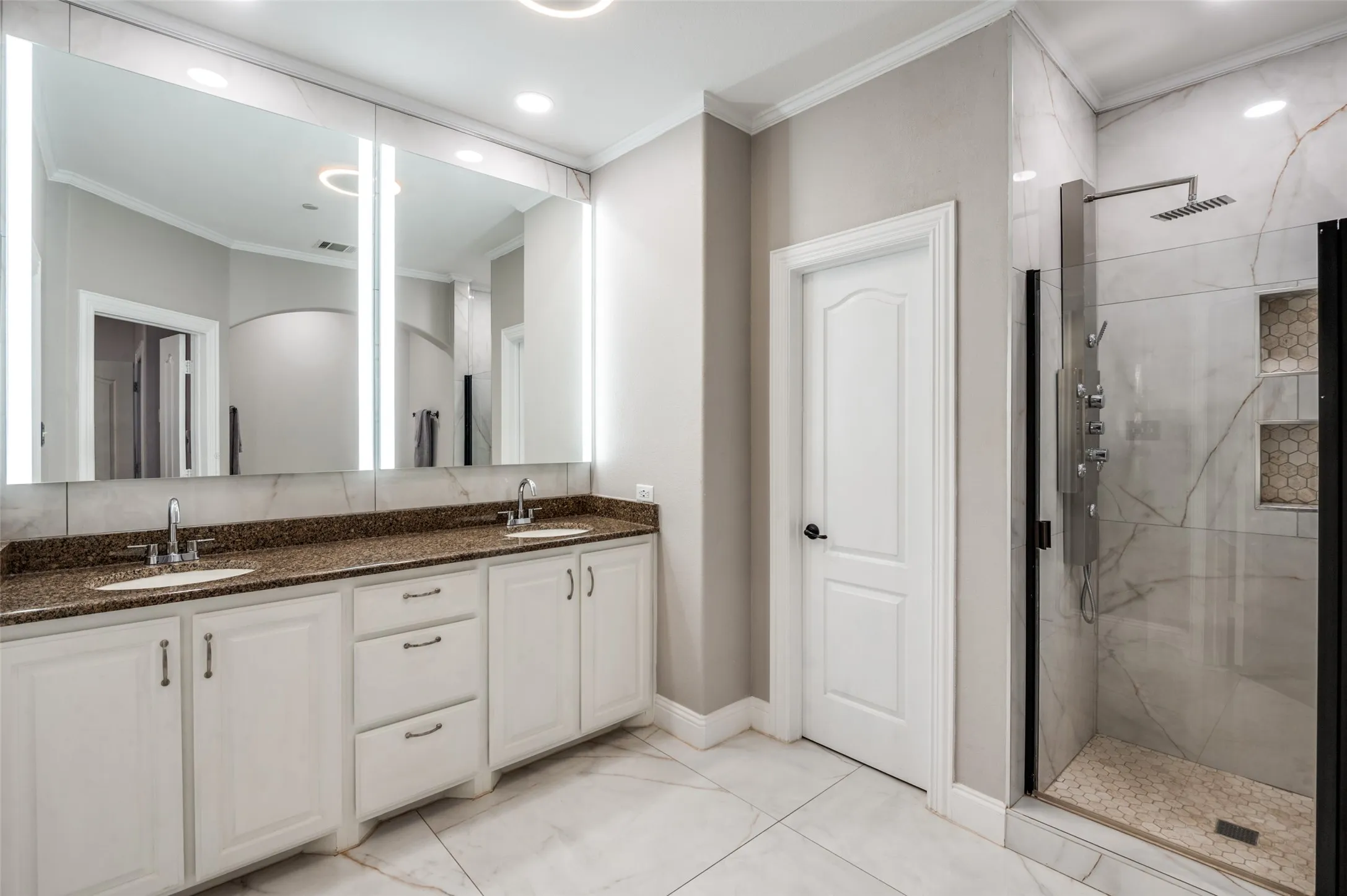 Updated Master Bathroom