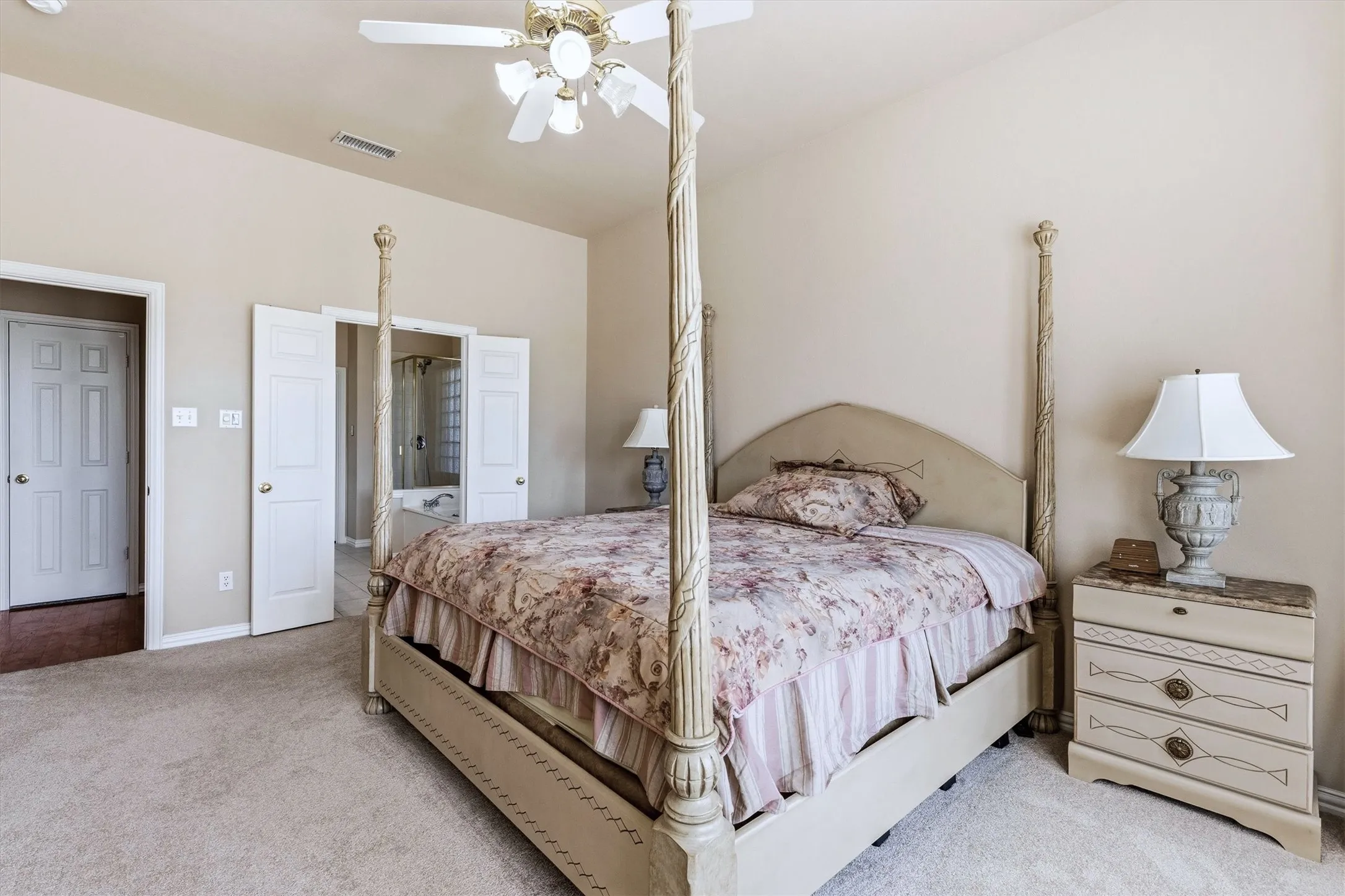 Single Family Residence For Sale in Collin County , 4136 Silverthorne Street, Richardson, Texas 75082, 4 Bedroom, 4 Bathroom, 3 Garage spaces, 2,927 Sqft, built in 1999, mls#21405633, Real Estate Agent in Richardson, Homes For Sale in Collin county, Homes For Sale in Richardson, Realtor in Richardson Texas, Real Estate Brokerage Independent Realty Texas, Luminita Cordes Realtor