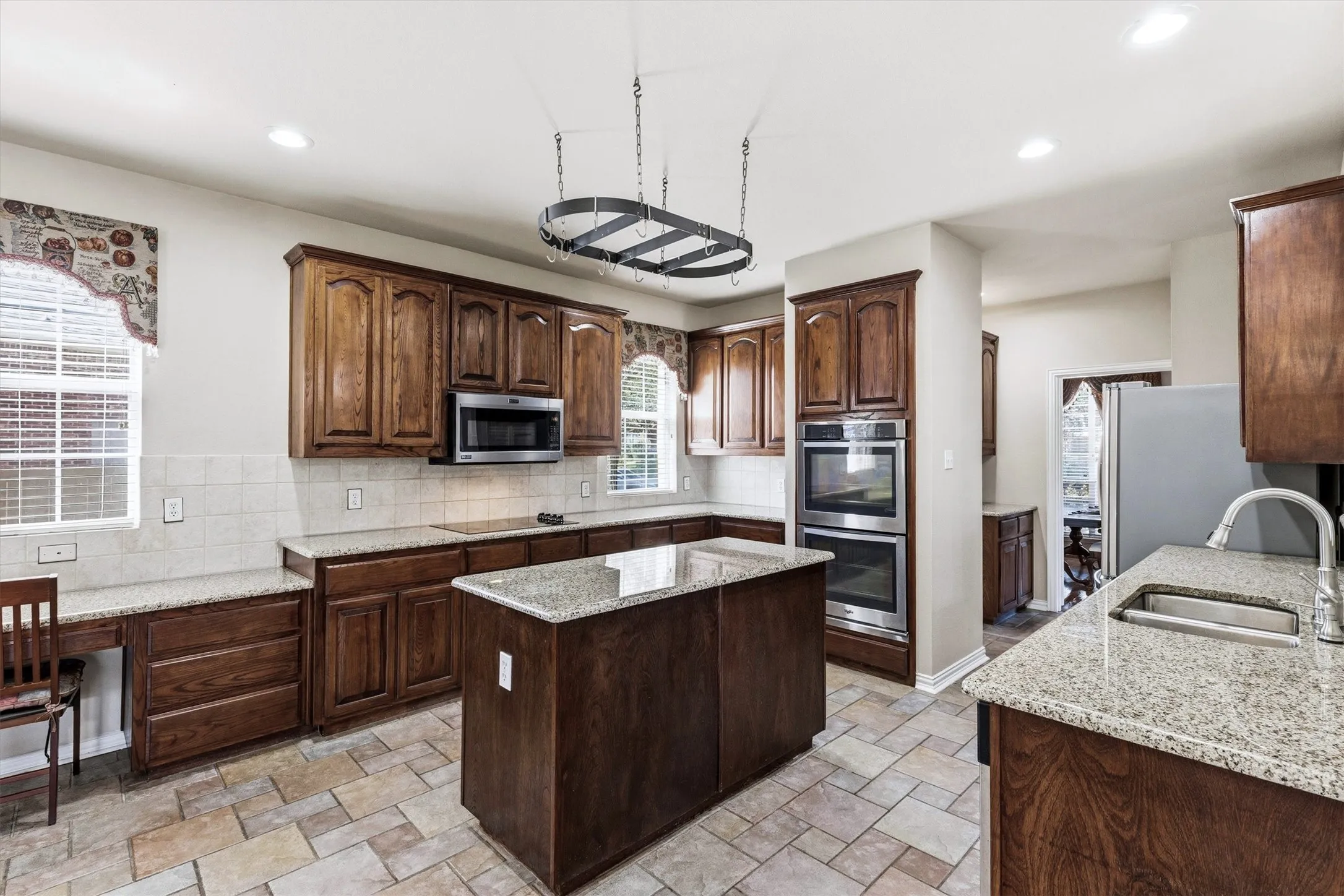 Single Family Residence For Sale in Collin County , 4136 Silverthorne Street, Richardson, Texas 75082, 4 Bedroom, 4 Bathroom, 3 Garage spaces, 2,927 Sqft, built in 1999, mls#21405633, Real Estate Agent in Richardson, Homes For Sale in Collin county, Homes For Sale in Richardson, Realtor in Richardson Texas, Real Estate Brokerage Independent Realty Texas, Luminita Cordes Realtor
