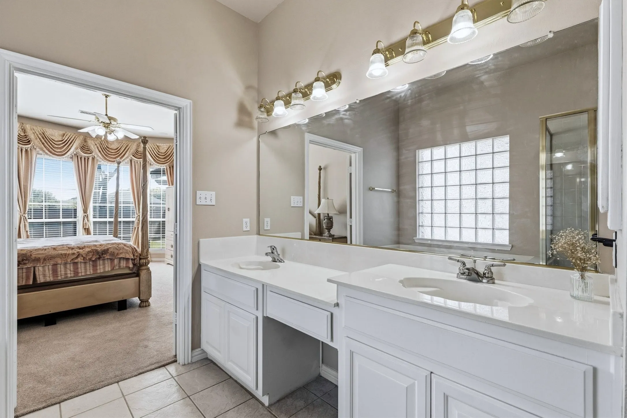 Single Family Residence For Sale in Collin County , 4136 Silverthorne Street, Richardson, Texas 75082, 4 Bedroom, 4 Bathroom, 3 Garage spaces, 2,927 Sqft, built in 1999, mls#21405633, Real Estate Agent in Richardson, Homes For Sale in Collin county, Homes For Sale in Richardson, Realtor in Richardson Texas, Real Estate Brokerage Independent Realty Texas, Luminita Cordes Realtor