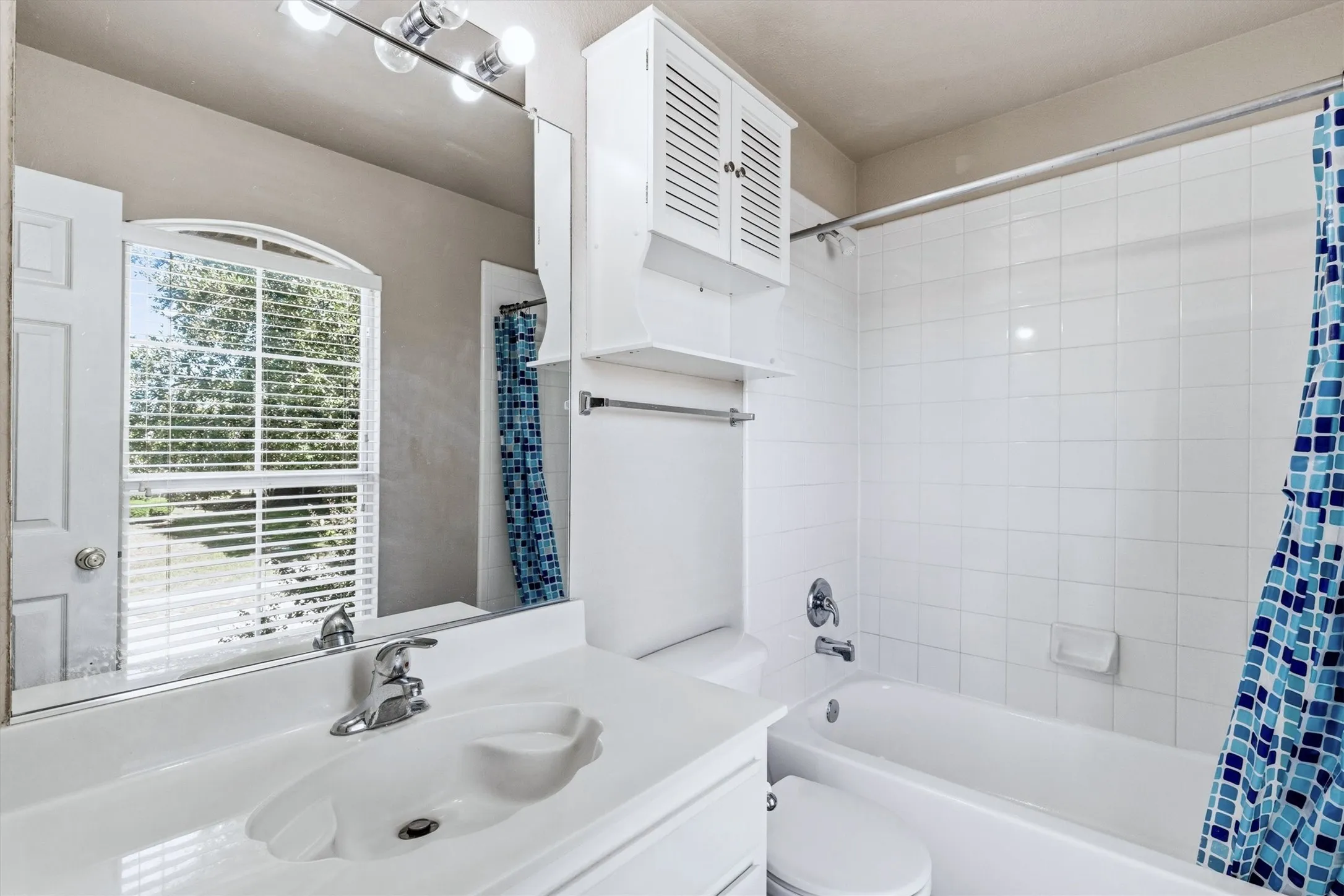 Single Family Residence For Sale in Collin County , 4136 Silverthorne Street, Richardson, Texas 75082, 4 Bedroom, 4 Bathroom, 3 Garage spaces, 2,927 Sqft, built in 1999, mls#21405633, Real Estate Agent in Richardson, Homes For Sale in Collin county, Homes For Sale in Richardson, Realtor in Richardson Texas, Real Estate Brokerage Independent Realty Texas, Luminita Cordes Realtor