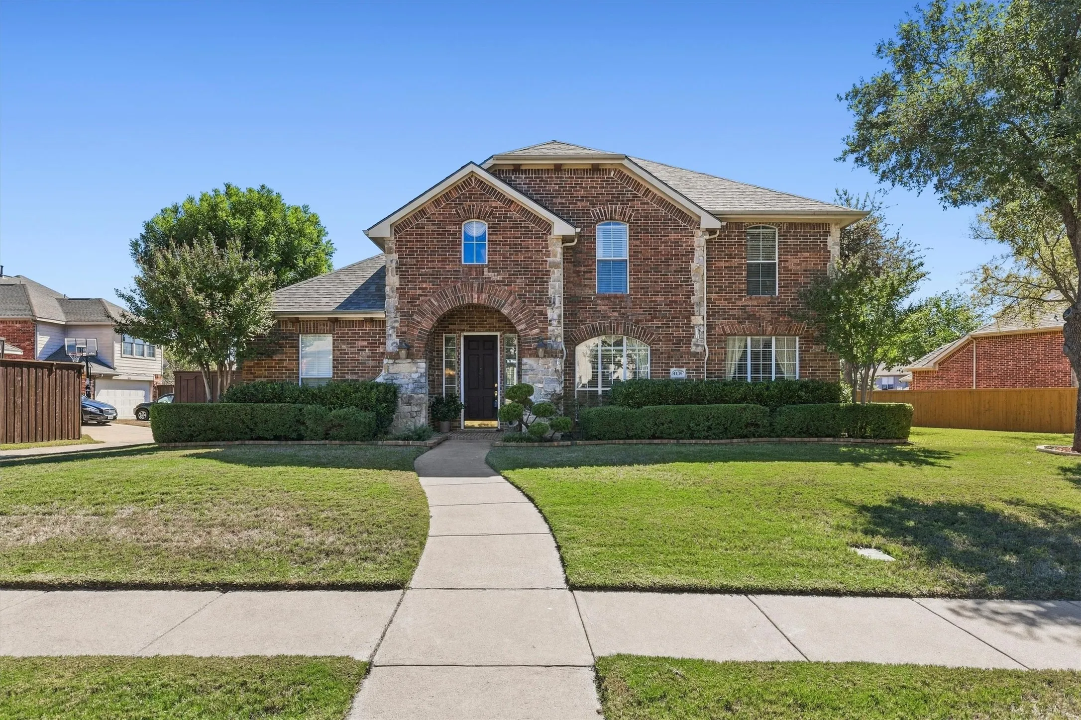 Single Family Residence For Sale