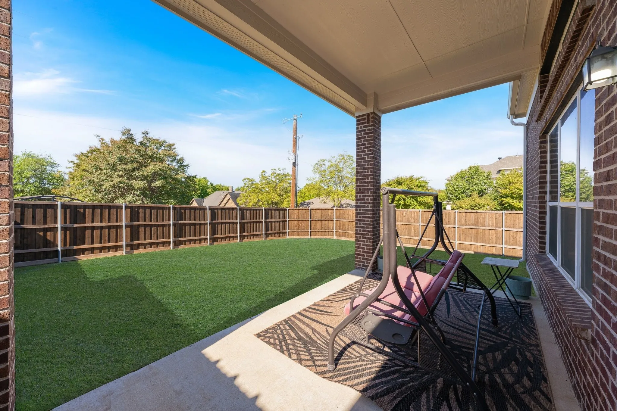 Single Family Residence For Sale in Dallas County , 2901 Regents Park Lane, Garland, Texas 75043, 4 Bedroom, 3 Bathroom, 2 Garage spaces, 2,671 Sqft, built in 2015, mls#21405270, Real Estate Agent in Garland, Homes For Sale in Dallas county, Homes For Sale in Garland, Realtor in Garland Texas, Real Estate Brokerage Independent Realty Texas, Luminita Cordes Realtor