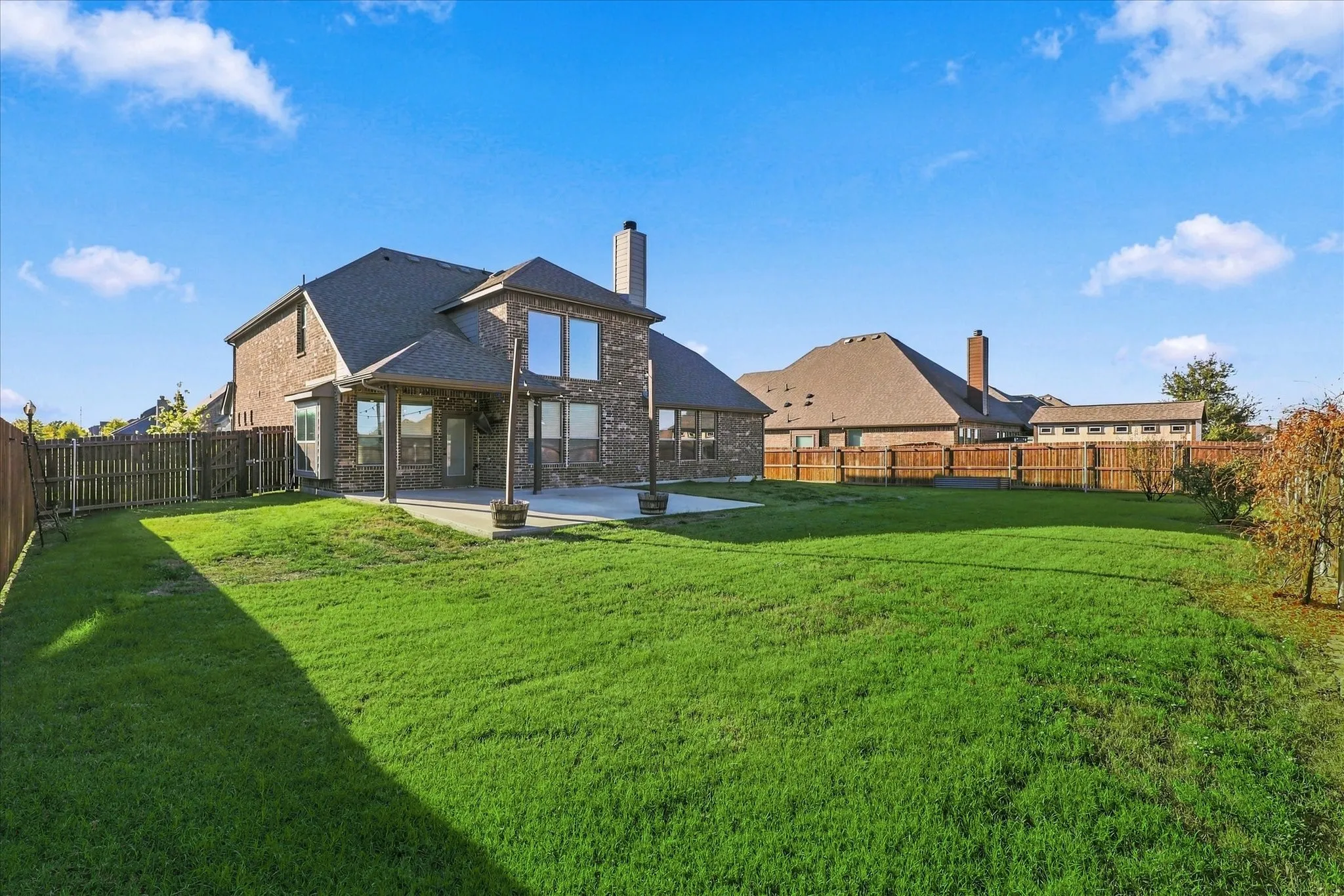 Single Family Residence For Sale in Ellis County , 602 Dean Box Drive, Waxahachie, Texas 75165, 4 Bedroom, 4 Bathroom, 2 Garage spaces, 3,084 Sqft, built in 2022, mls#21405645, Real Estate Agent in Waxahachie, Homes For Sale in Ellis county, Homes For Sale in Waxahachie, Realtor in Waxahachie Texas, Real Estate Brokerage Independent Realty Texas, Luminita Cordes Realtor