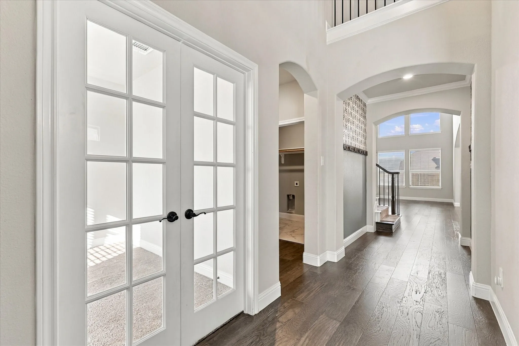 Single Family Residence For Sale in Ellis County , 602 Dean Box Drive, Waxahachie, Texas 75165, 4 Bedroom, 4 Bathroom, 2 Garage spaces, 3,084 Sqft, built in 2022, mls#21405645, Real Estate Agent in Waxahachie, Homes For Sale in Ellis county, Homes For Sale in Waxahachie, Realtor in Waxahachie Texas, Real Estate Brokerage Independent Realty Texas, Luminita Cordes Realtor