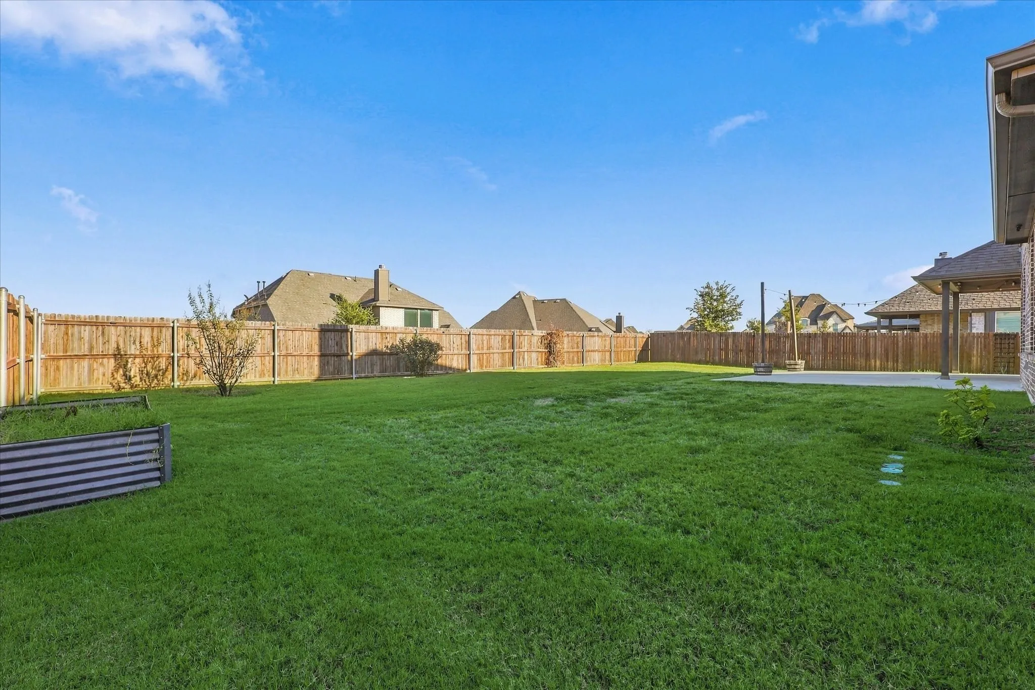 Single Family Residence For Sale in Ellis County , 602 Dean Box Drive, Waxahachie, Texas 75165, 4 Bedroom, 4 Bathroom, 2 Garage spaces, 3,084 Sqft, built in 2022, mls#21405645, Real Estate Agent in Waxahachie, Homes For Sale in Ellis county, Homes For Sale in Waxahachie, Realtor in Waxahachie Texas, Real Estate Brokerage Independent Realty Texas, Luminita Cordes Realtor