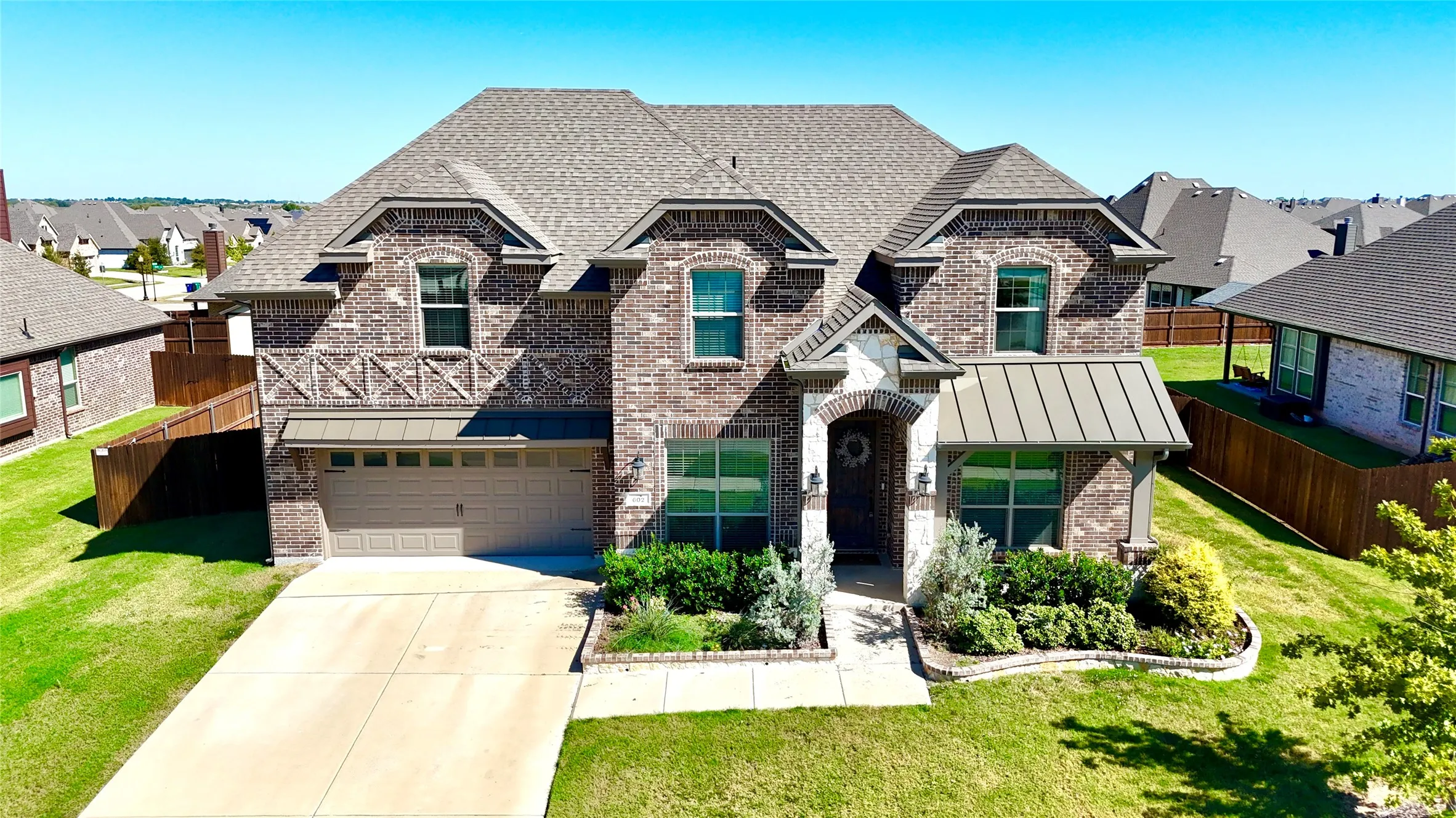 Single Family Residence For Sale in Ellis County , 602 Dean Box Drive, Waxahachie, Texas 75165, 4 Bedroom, 4 Bathroom, 2 Garage spaces, 3,084 Sqft, built in 2022, mls#21405645, Real Estate Agent in Waxahachie, Homes For Sale in Ellis county, Homes For Sale in Waxahachie, Realtor in Waxahachie Texas, Real Estate Brokerage Independent Realty Texas, Luminita Cordes Realtor