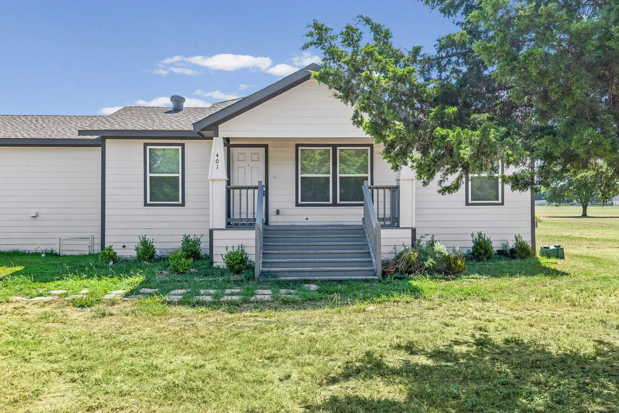 Duplex For Rent in Fannin County , 401 Mcilrath Road, Leonard, Texas 75452, 3 Bedroom, 2 Bathroom, Garage spaces, 902 Sqft, built in 2022, mls#21405646, Real Estate Agent in Leonard, Homes For Rent in Fannin county, Homes For Rent in Leonard, Realtor in Leonard Texas, Real Estate Brokerage Independent Realty Texas, Luminita Cordes Realtor