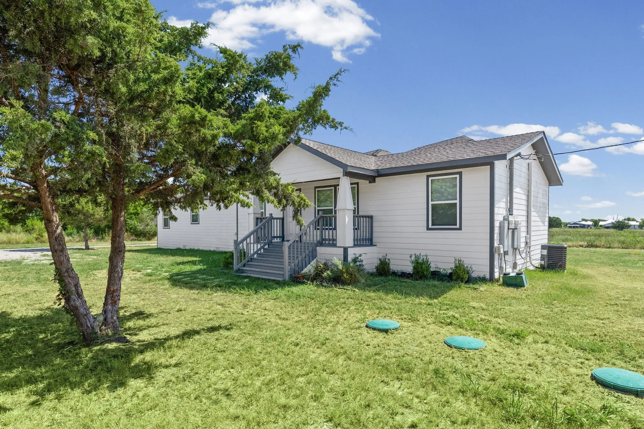 Duplex For Rent in Fannin County , 401 Mcilrath Road, Leonard, Texas 75452, 3 Bedroom, 2 Bathroom, Garage spaces, 902 Sqft, built in 2022, mls#21405646, Real Estate Agent in Leonard, Homes For Rent in Fannin county, Homes For Rent in Leonard, Realtor in Leonard Texas, Real Estate Brokerage Independent Realty Texas, Luminita Cordes Realtor