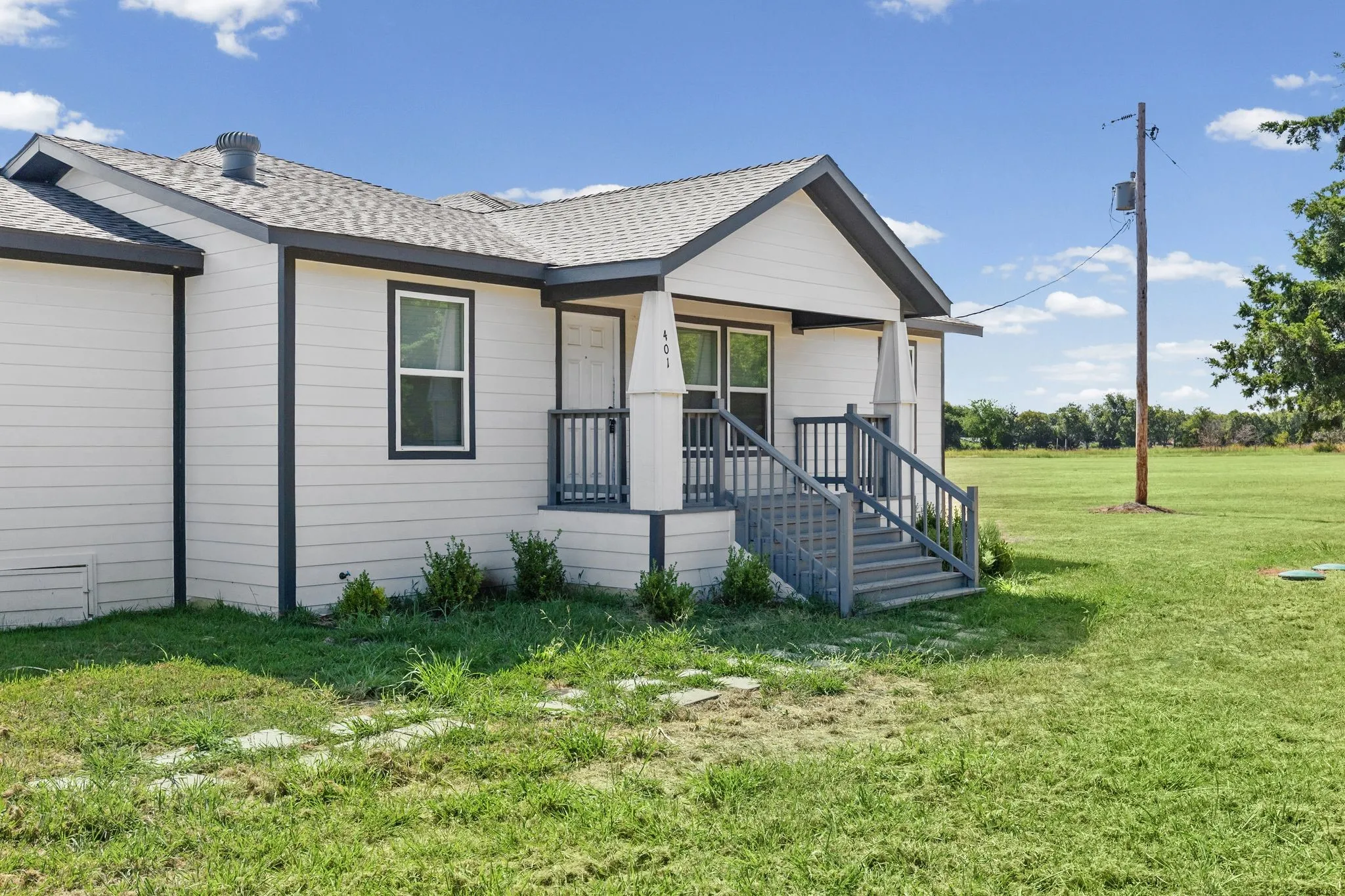 Duplex For Rent in Fannin County , 401 Mcilrath Road, Leonard, Texas 75452, 3 Bedroom, 2 Bathroom, Garage spaces, 902 Sqft, built in 2022, mls#21405646, Real Estate Agent in Leonard, Homes For Rent in Fannin county, Homes For Rent in Leonard, Realtor in Leonard Texas, Real Estate Brokerage Independent Realty Texas, Luminita Cordes Realtor