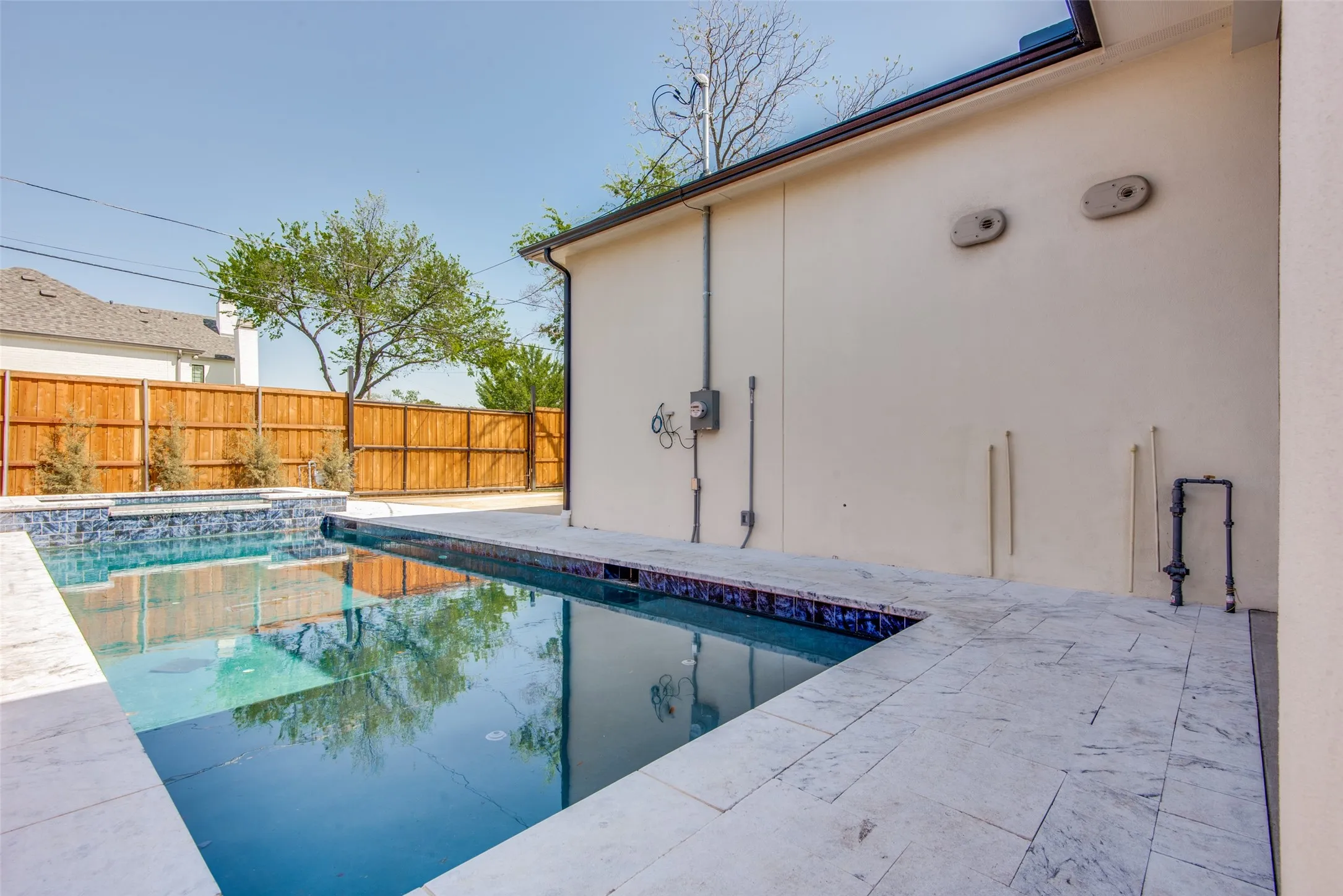 Single Family Residence For Sale in Dallas County , 7500 Kaywood Drive, Dallas, Texas 75209, 5 Bedroom, 7 Bathroom, 2 Garage spaces, 3,937 Sqft, built in 1940, mls#21404961, Real Estate Agent in Dallas, Homes For Sale in Dallas county, Homes For Sale in Dallas, Realtor in Dallas Texas, Real Estate Brokerage Independent Realty Texas, Luminita Cordes Realtor