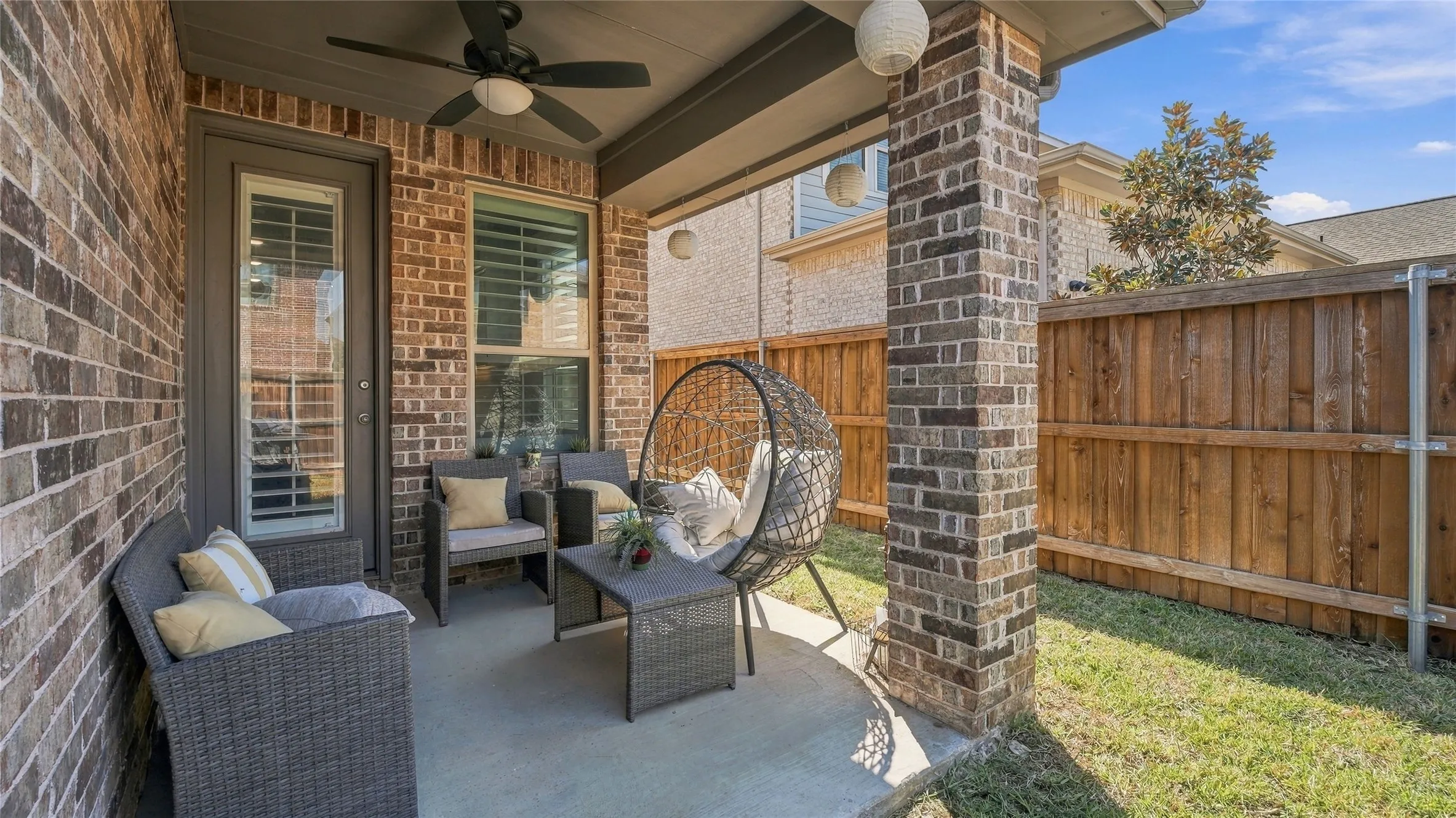 Single Family Residence For Sale in Tarrant County , 4620 Copper Mountain Trail, Arlington, Texas 76005, 5 Bedroom, 5 Bathroom, 2 Garage spaces, 2,719 Sqft, built in 2018, mls#21405656, Real Estate Agent in Arlington, Homes For Sale in Tarrant county, Homes For Sale in Arlington, Realtor in Arlington Texas, Real Estate Brokerage Independent Realty Texas, Luminita Cordes Realtor