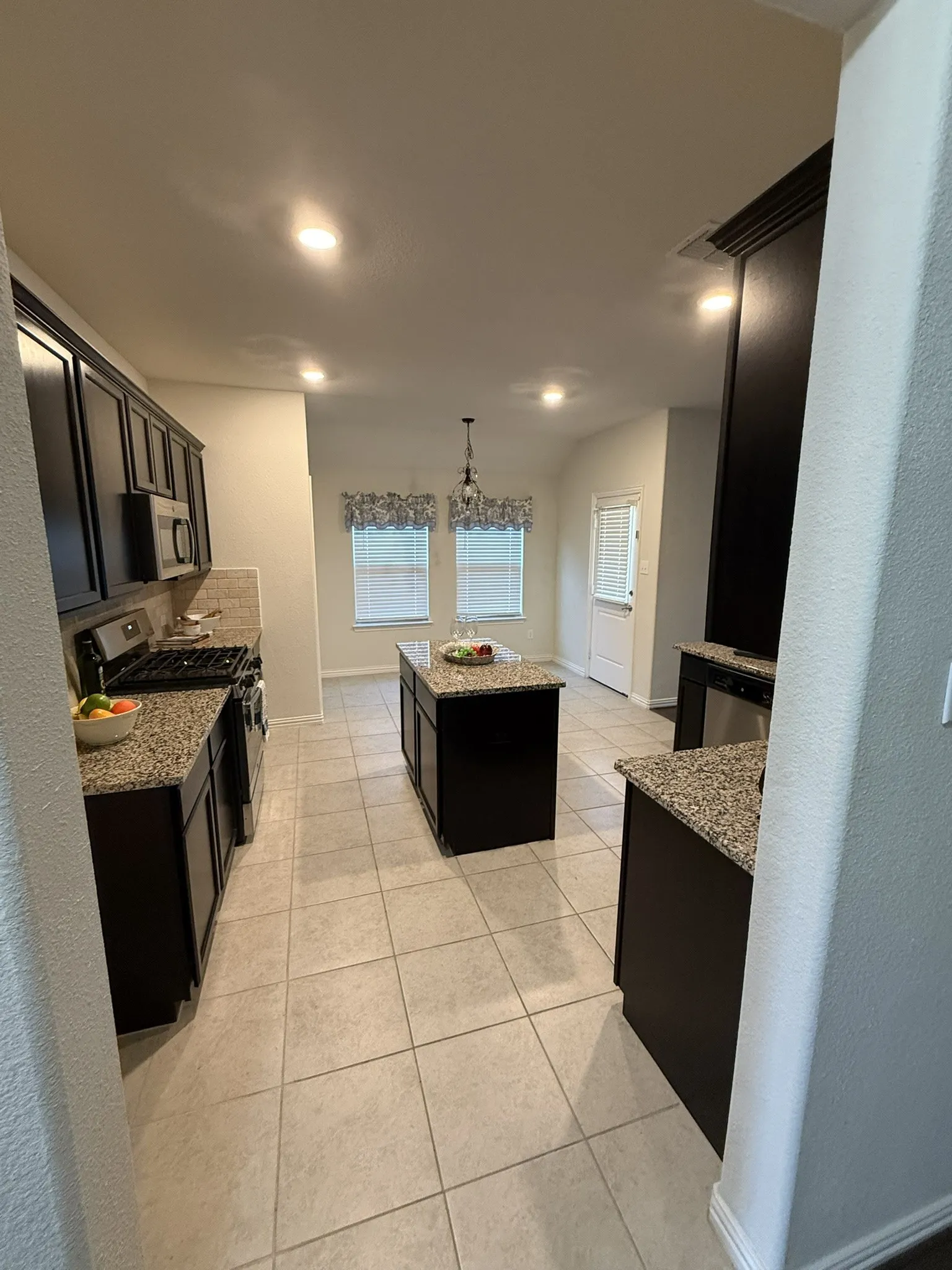 Single Family Residence For Rent in Tarrant County , 8529 Grand Oak Road, Fort Worth, Texas 76123, 4 Bedroom, 2 Bathroom, 2 Garage spaces, 2,008 Sqft, built in 2018, mls#21403974, Real Estate Agent in Fort Worth, Homes For Rent in Tarrant county, Homes For Rent in Fort Worth, Realtor in Fort Worth Texas, Real Estate Brokerage Independent Realty Texas, Luminita Cordes Realtor