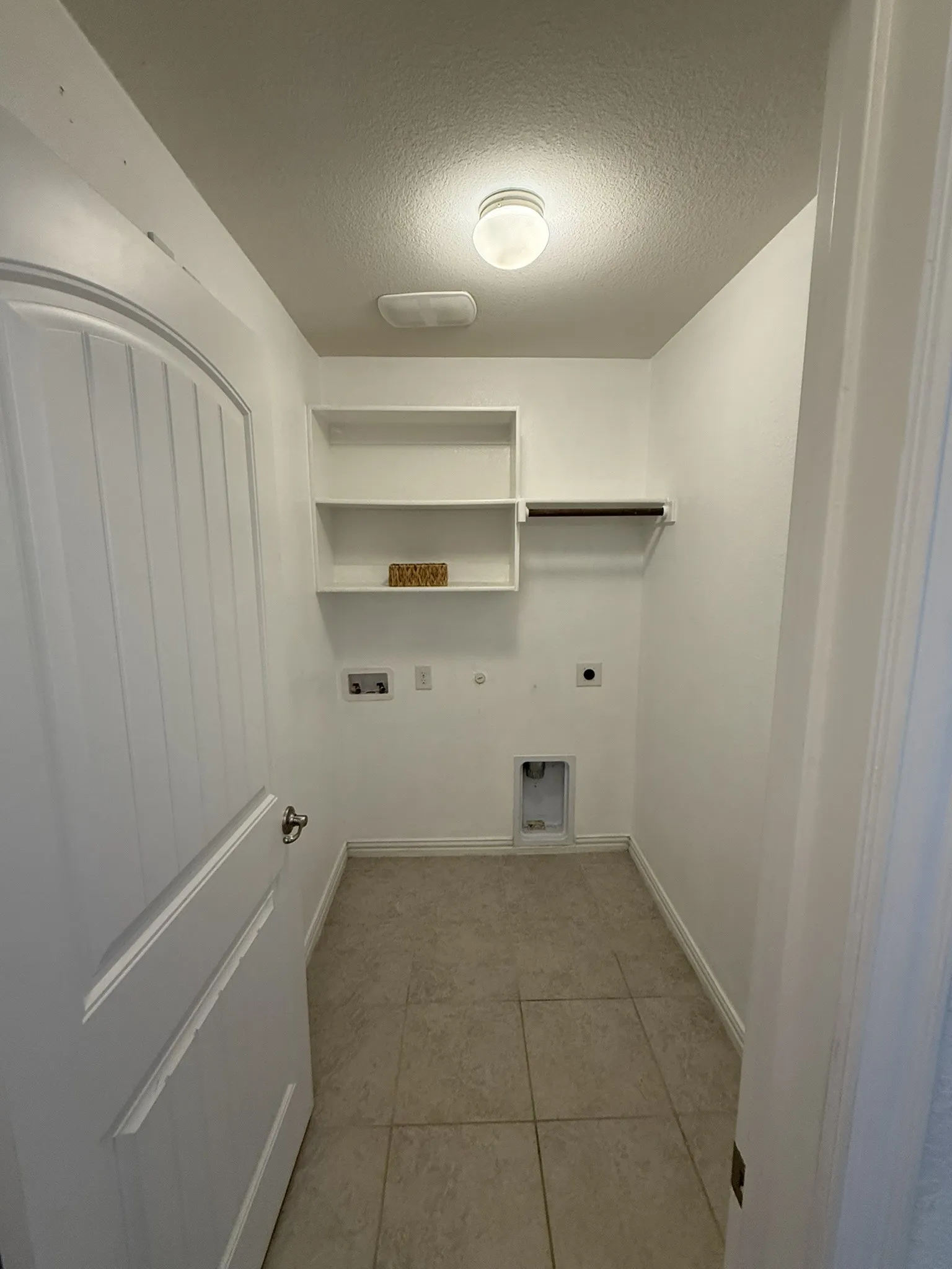 Single Family Residence For Rent in Tarrant County , 8529 Grand Oak Road, Fort Worth, Texas 76123, 4 Bedroom, 2 Bathroom, 2 Garage spaces, 2,008 Sqft, built in 2018, mls#21403974, Real Estate Agent in Fort Worth, Homes For Rent in Tarrant county, Homes For Rent in Fort Worth, Realtor in Fort Worth Texas, Real Estate Brokerage Independent Realty Texas, Luminita Cordes Realtor