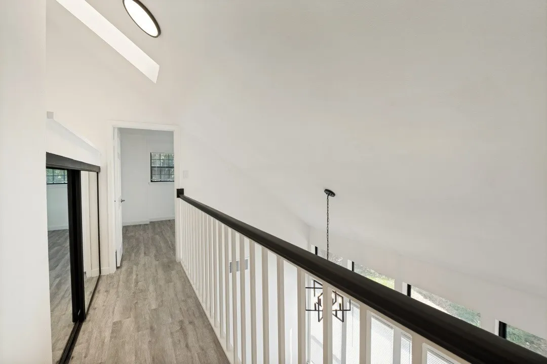 Condominium For Rent in Collin County , 18240 Midway Road 806, Dallas, Texas 75287, 3 Bedroom, 3 Bathroom, Garage spaces, 1,235 Sqft, built in 1982, mls#21405680, Real Estate Agent in Dallas, Homes For Rent in Collin county, Homes For Rent in Dallas, Realtor in Dallas Texas, Real Estate Brokerage Independent Realty Texas, Luminita Cordes Realtor
