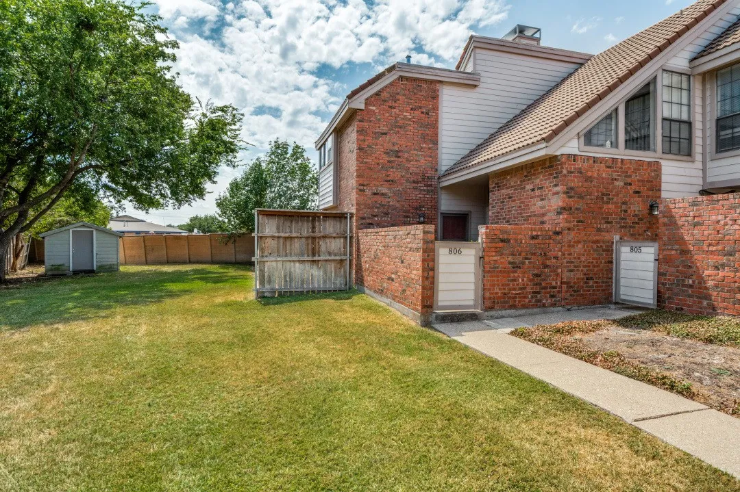 Condominium For Rent in Collin County , 18240 Midway Road 806, Dallas, Texas 75287, 3 Bedroom, 3 Bathroom, Garage spaces, 1,235 Sqft, built in 1982, mls#21405680, Real Estate Agent in Dallas, Homes For Rent in Collin county, Homes For Rent in Dallas, Realtor in Dallas Texas, Real Estate Brokerage Independent Realty Texas, Luminita Cordes Realtor