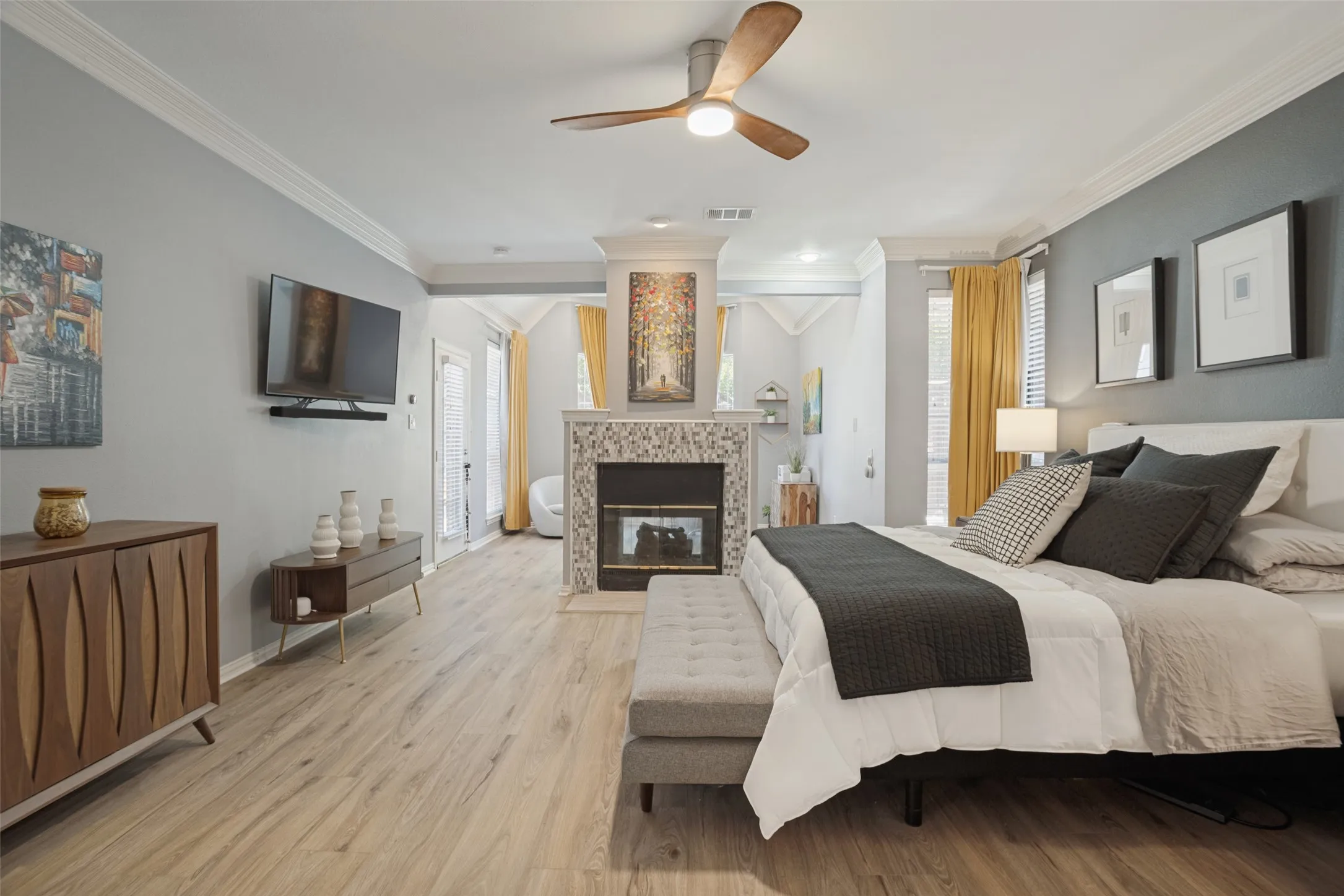 Primary suite with bonus room.