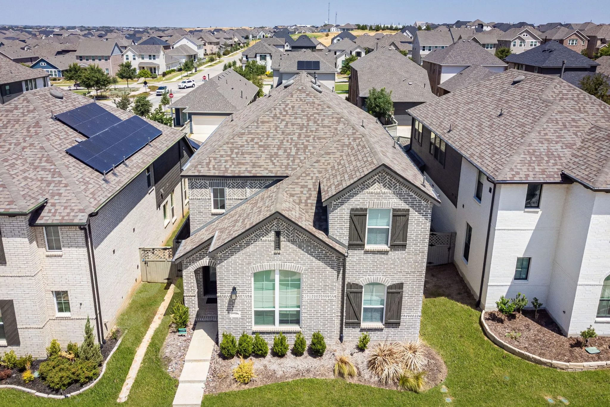 Single Family Residence For Sale in Denton County , 2244 Shorthorn Drive, Northlake, Texas 76247, 5 Bedroom, 3 Bathroom, 2 Garage spaces, 2,513 Sqft, built in 2021, mls#21388434, Real Estate Agent in Northlake, Homes For Sale in Denton county, Homes For Sale in Northlake, Realtor in Northlake Texas, Real Estate Brokerage Independent Realty Texas, Luminita Cordes Realtor