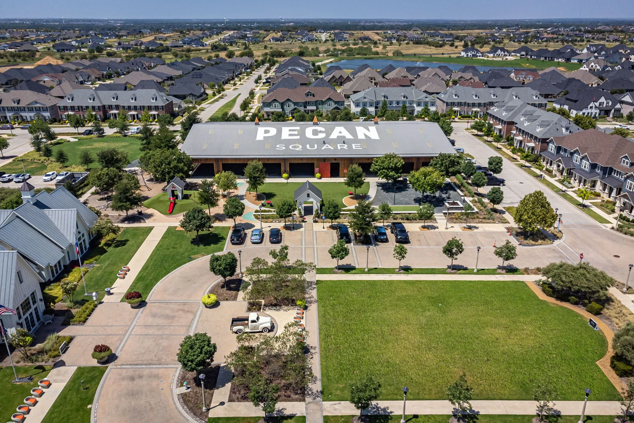 Single Family Residence For Sale in Denton County , 2244 Shorthorn Drive, Northlake, Texas 76247, 5 Bedroom, 3 Bathroom, 2 Garage spaces, 2,513 Sqft, built in 2021, mls#21388434, Real Estate Agent in Northlake, Homes For Sale in Denton county, Homes For Sale in Northlake, Realtor in Northlake Texas, Real Estate Brokerage Independent Realty Texas, Luminita Cordes Realtor