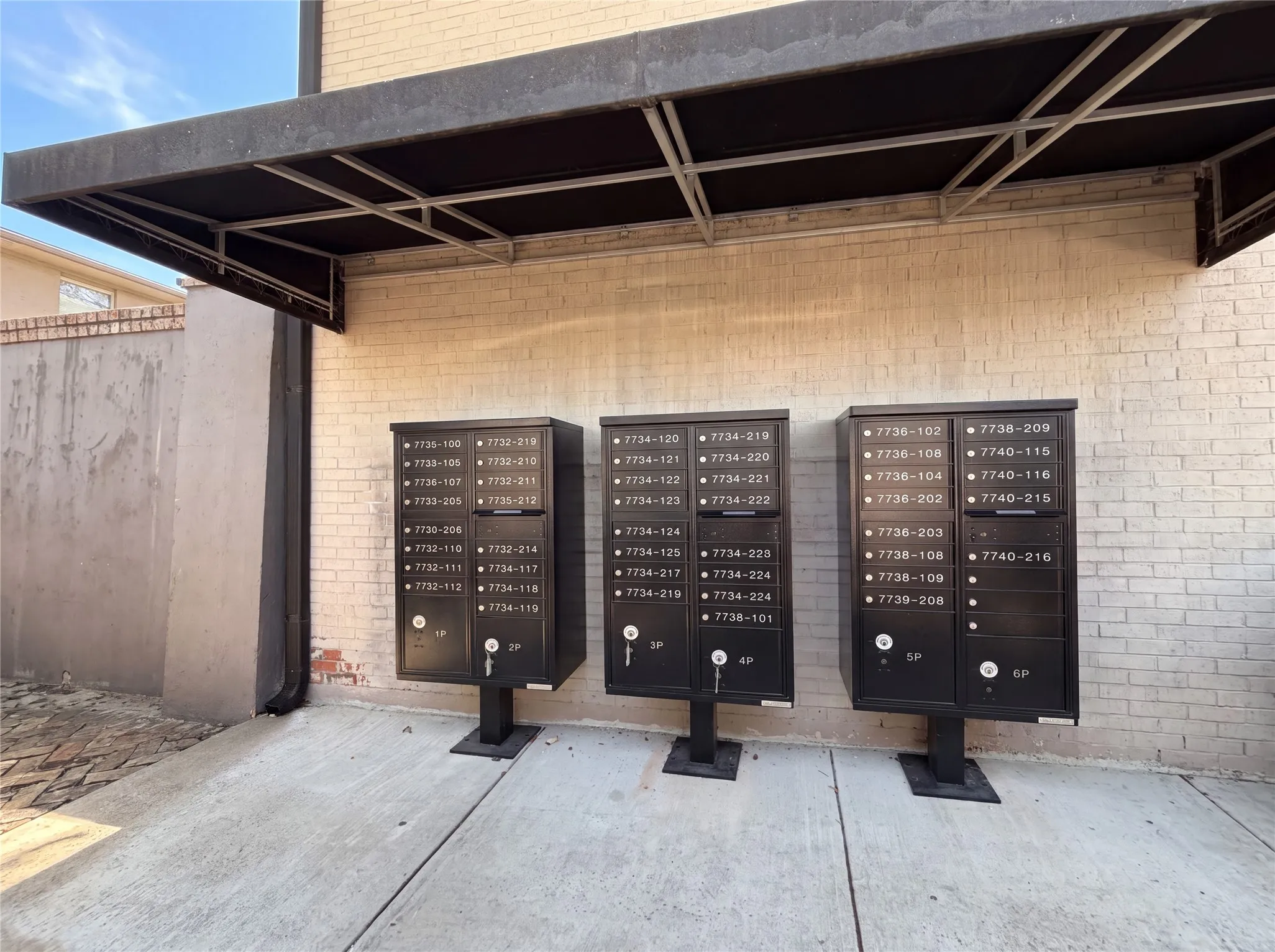 Condominium For Sale in Dallas County , 7734 Meadow Road 223, Dallas, Texas 75230, 1 Bedroom, 1 Bathroom, Garage spaces, 795 Sqft, built in 1966, mls#21405655, Real Estate Agent in Dallas, Homes For Sale in Dallas county, Homes For Sale in Dallas, Realtor in Dallas Texas, Real Estate Brokerage Independent Realty Texas, Luminita Cordes Realtor