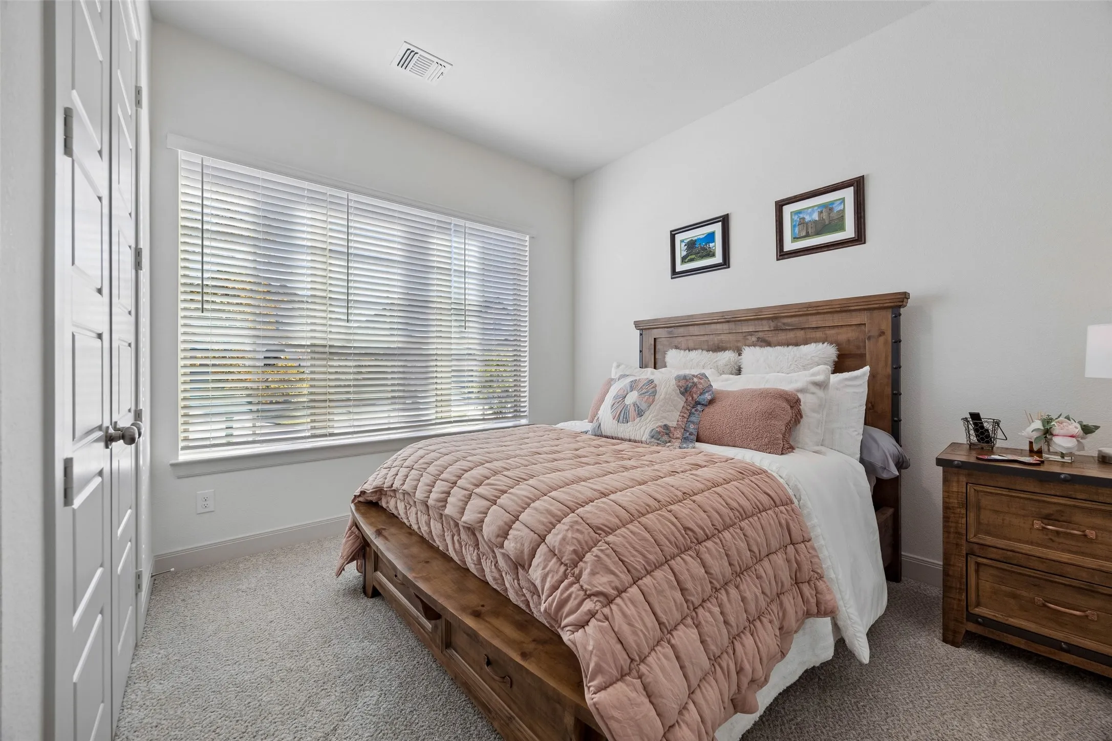 Single Family Residence For Sale in Collin County , 2546 Runhappy Court, Celina, Texas 75009, 3 Bedroom, 2 Bathroom, 2 Garage spaces, 2,409 Sqft, built in 2024, mls#21403605, Real Estate Agent in Celina, Homes For Sale in Collin county, Homes For Sale in Celina, Realtor in Celina Texas, Real Estate Brokerage Independent Realty Texas, Luminita Cordes Realtor