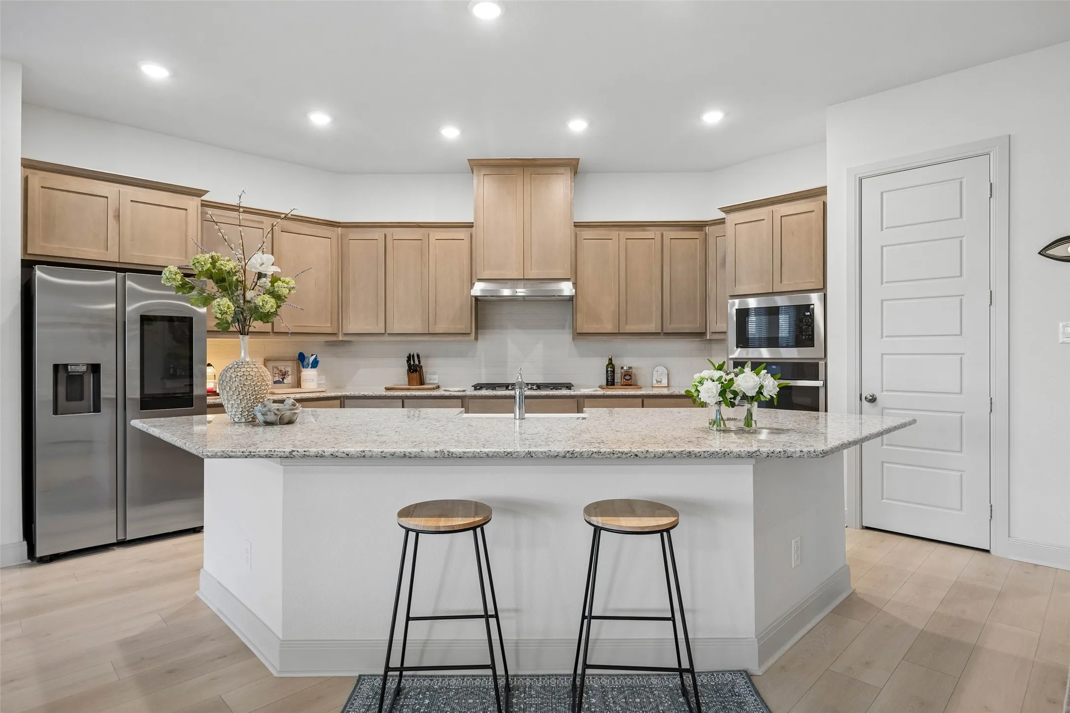 Single Family Residence For Sale in Collin County , 2546 Runhappy Court, Celina, Texas 75009, 3 Bedroom, 2 Bathroom, 2 Garage spaces, 2,409 Sqft, built in 2024, mls#21403605, Real Estate Agent in Celina, Homes For Sale in Collin county, Homes For Sale in Celina, Realtor in Celina Texas, Real Estate Brokerage Independent Realty Texas, Luminita Cordes Realtor