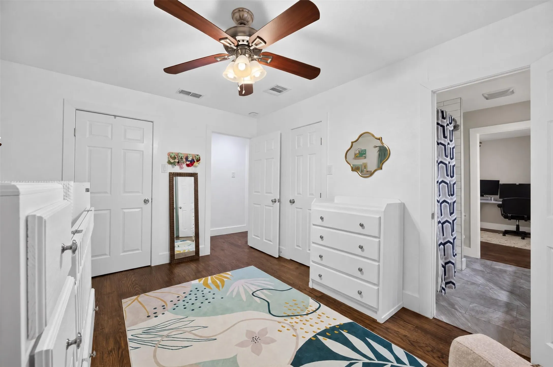 Single Family Residence For Sale in Dallas County , 2502 Rochdale Street, Garland, Texas 75040, 4 Bedroom, 4 Bathroom, 2 Garage spaces, 2,286 Sqft, built in 1969, mls#21402038, Real Estate Agent in Garland, Homes For Sale in Dallas county, Homes For Sale in Garland, Realtor in Garland Texas, Real Estate Brokerage Independent Realty Texas, Luminita Cordes Realtor